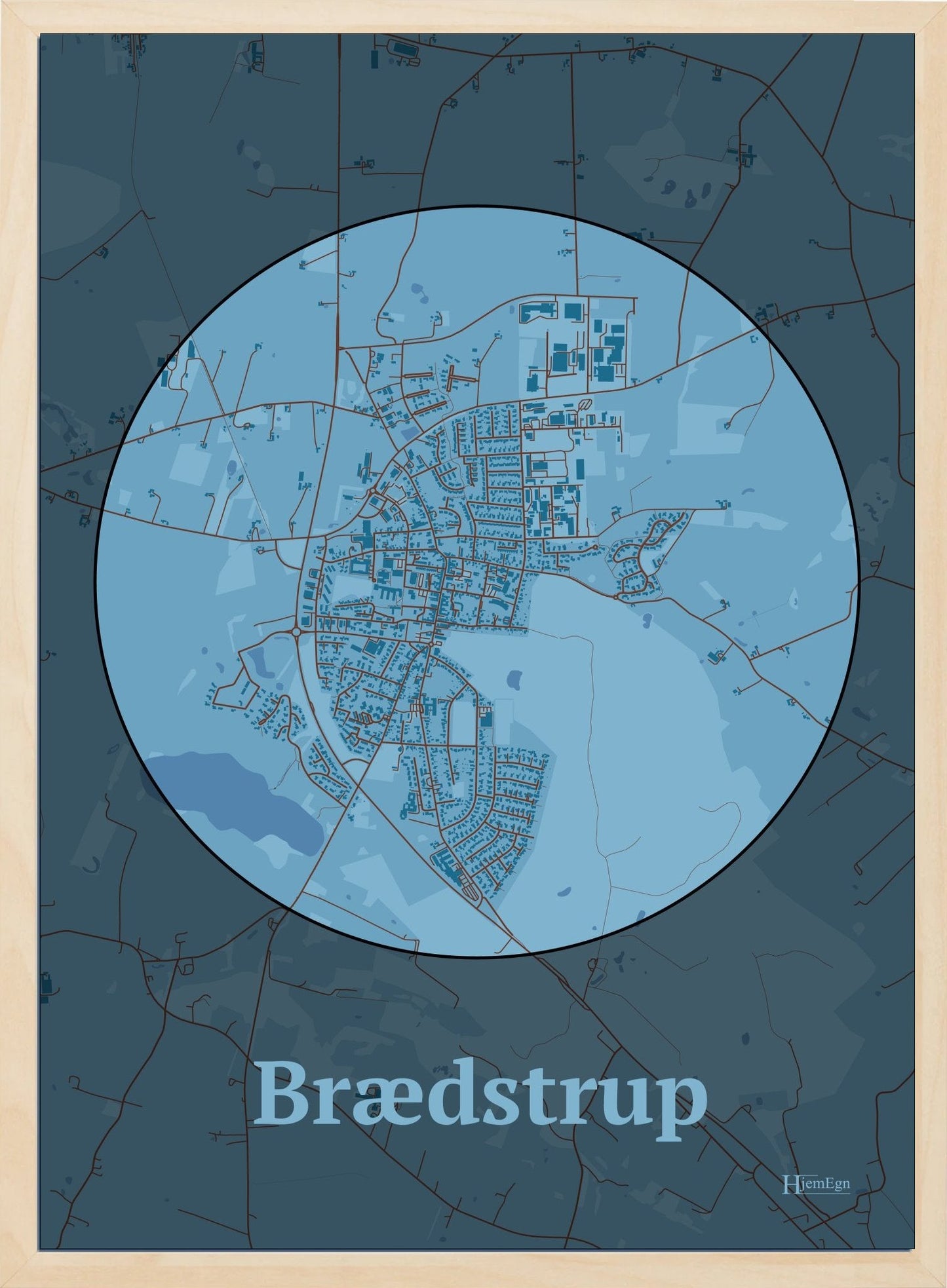 Brædstrup plakat i farve pastel blå og HjemEgn.dk design centrum. Design bykort for Brædstrup