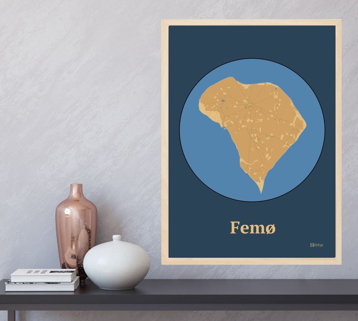 Femø plakat i farve og HjemEgn.dk design centrum. Design ø-kort for Femø