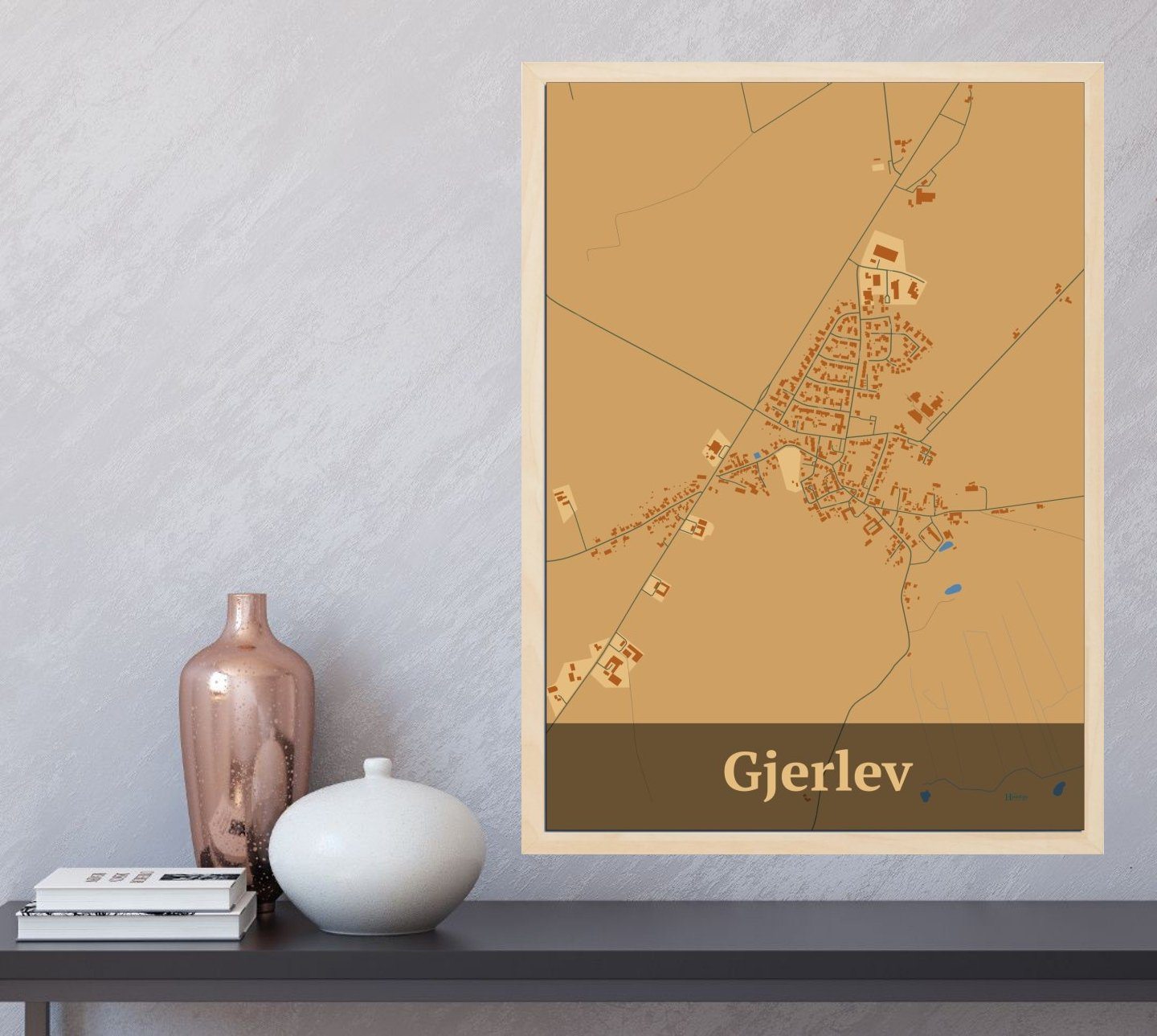 Gjerlev plakat i farve og HjemEgn.dk design firkantet. Design bykort for Gjerlev