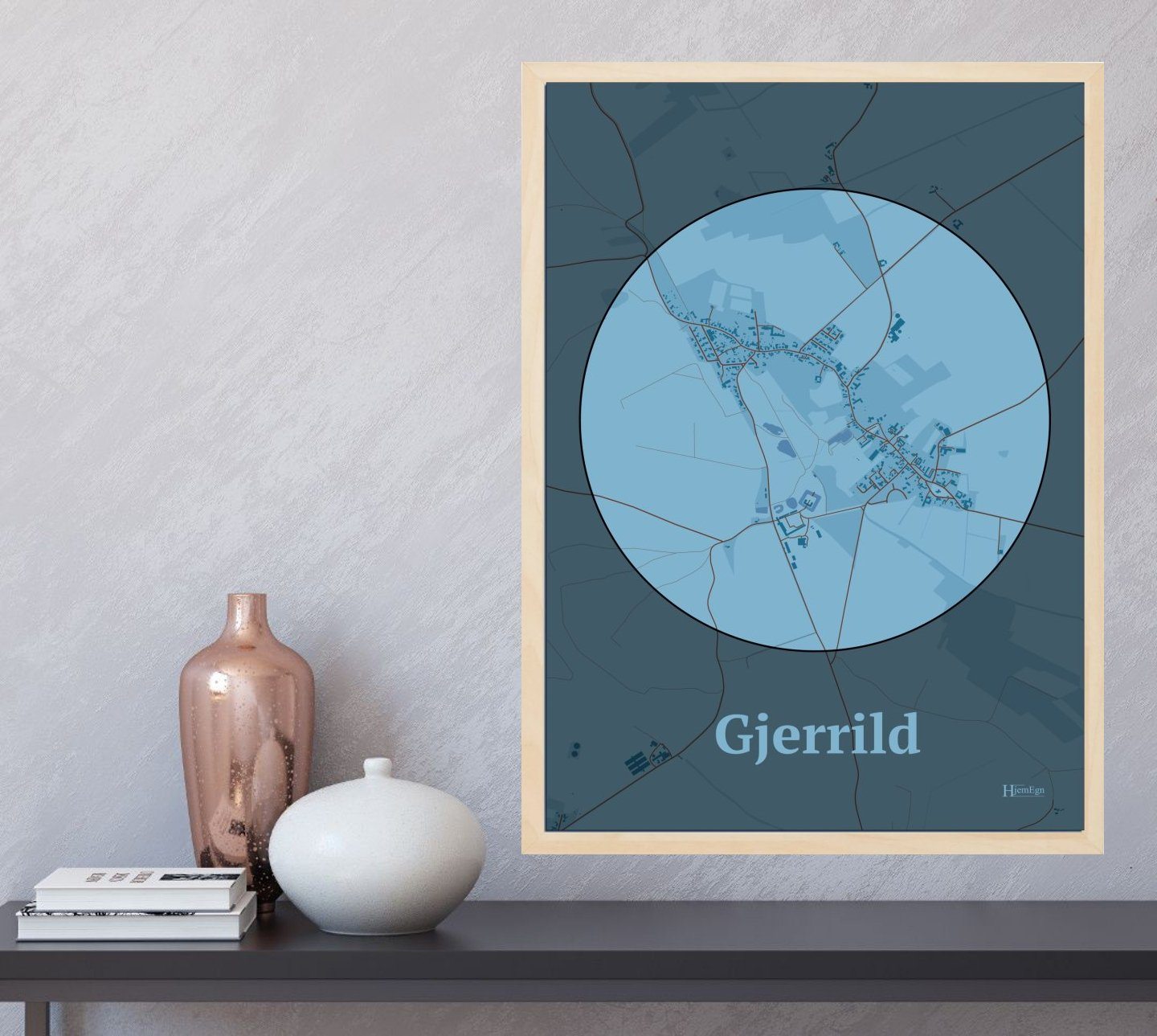 Gjerrild plakat i farve og HjemEgn.dk design centrum. Design bykort for Gjerrild