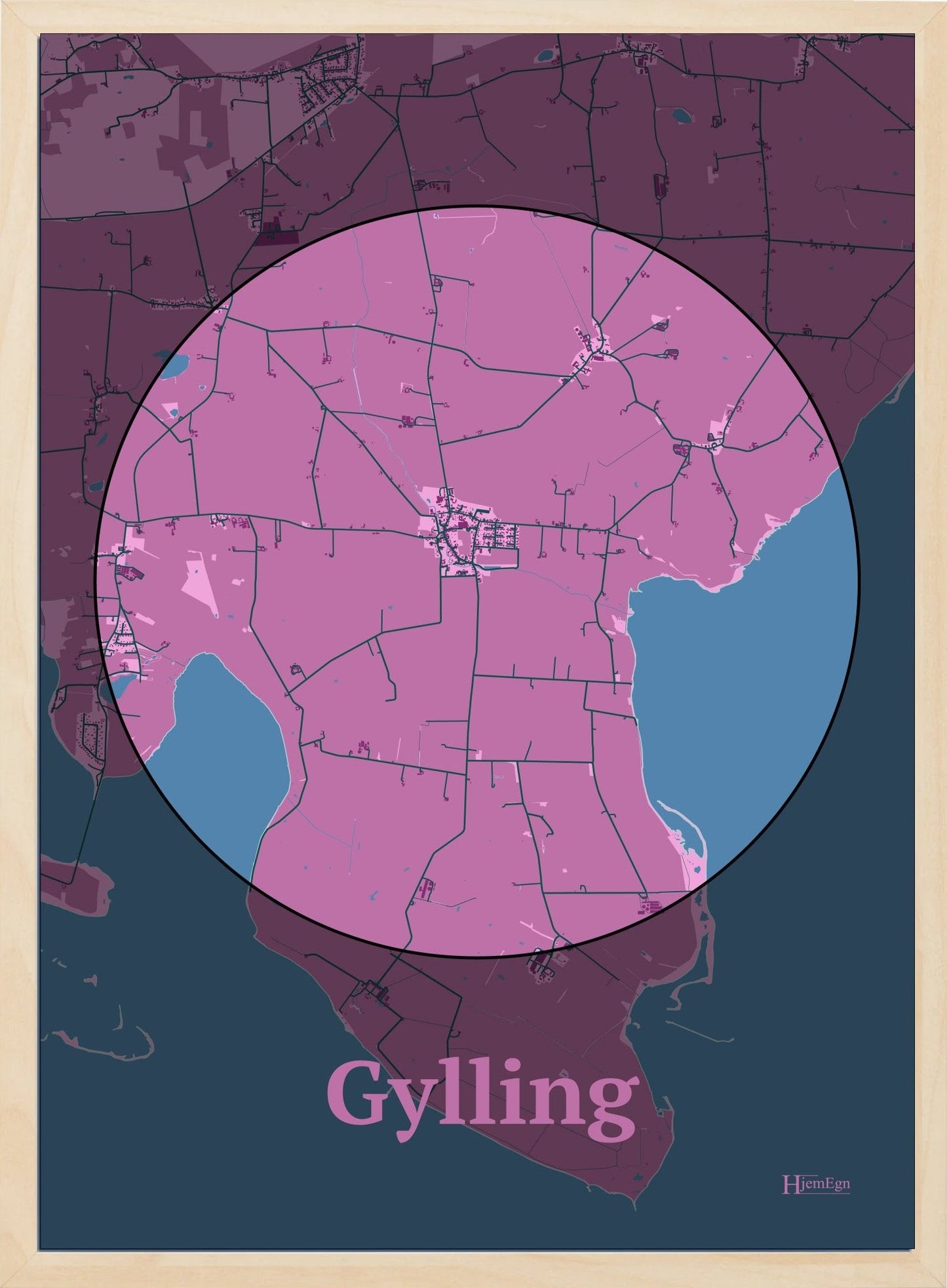 Gylling plakat i farve pastel rød og HjemEgn.dk design centrum. Design bykort for Gylling