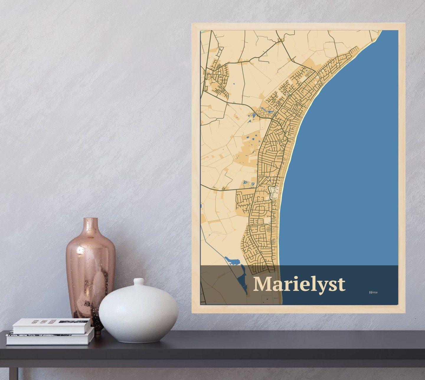 Marielyst plakat i farve og HjemEgn.dk design firkantet. Design bykort for Marielyst