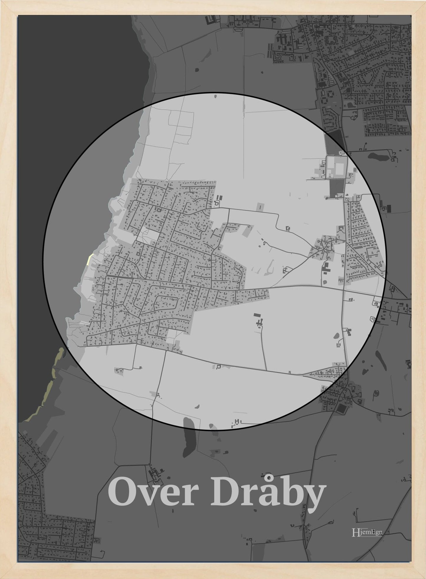 Over Dråby plakat i farve pastel grå og HjemEgn.dk design centrum. Design bykort for Over Dråby