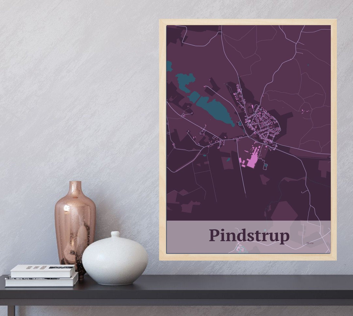 Pindstrup plakat i farve og HjemEgn.dk design firkantet. Design bykort for Pindstrup