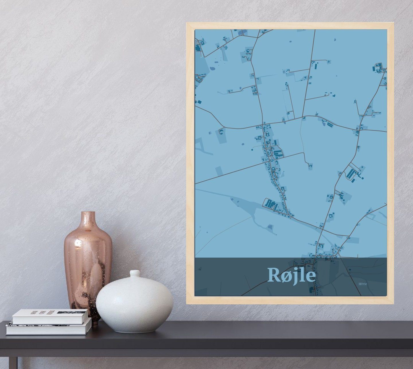 Røjle plakat i farve og HjemEgn.dk design firkantet. Design bykort for Røjle