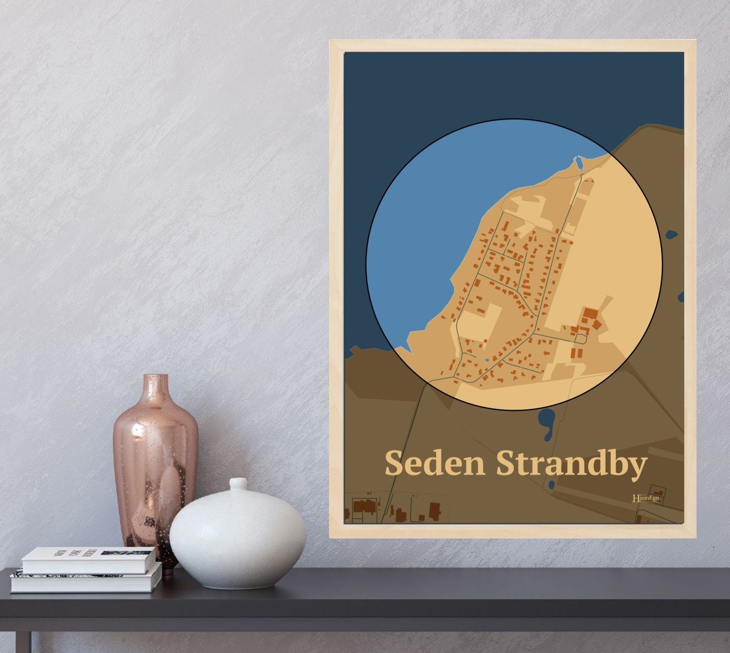 Seden Strandby plakat i farve og HjemEgn.dk design centrum. Design bykort for Seden Strandby