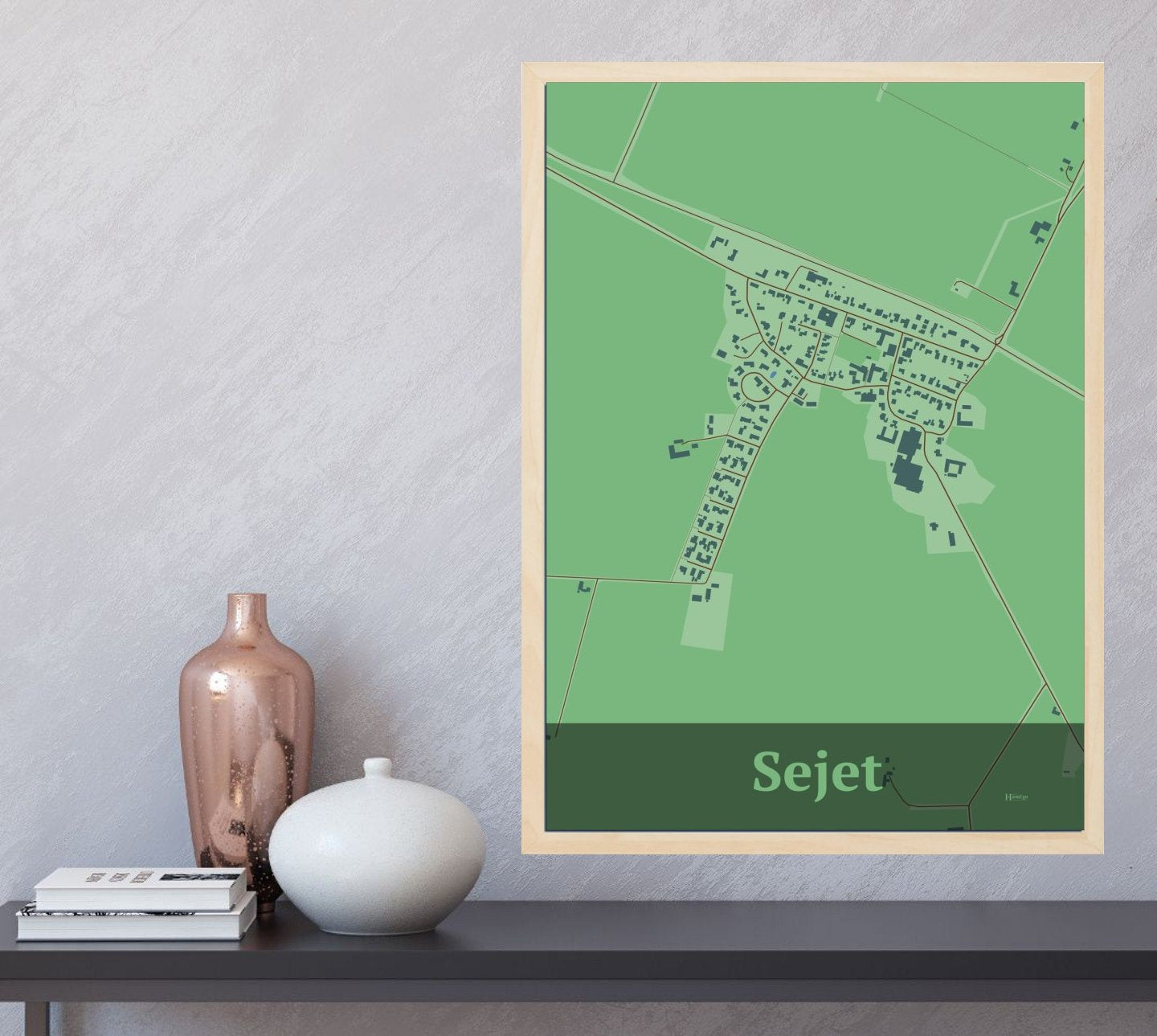 Sejet plakat i farve og HjemEgn.dk design firkantet. Design bykort for Sejet