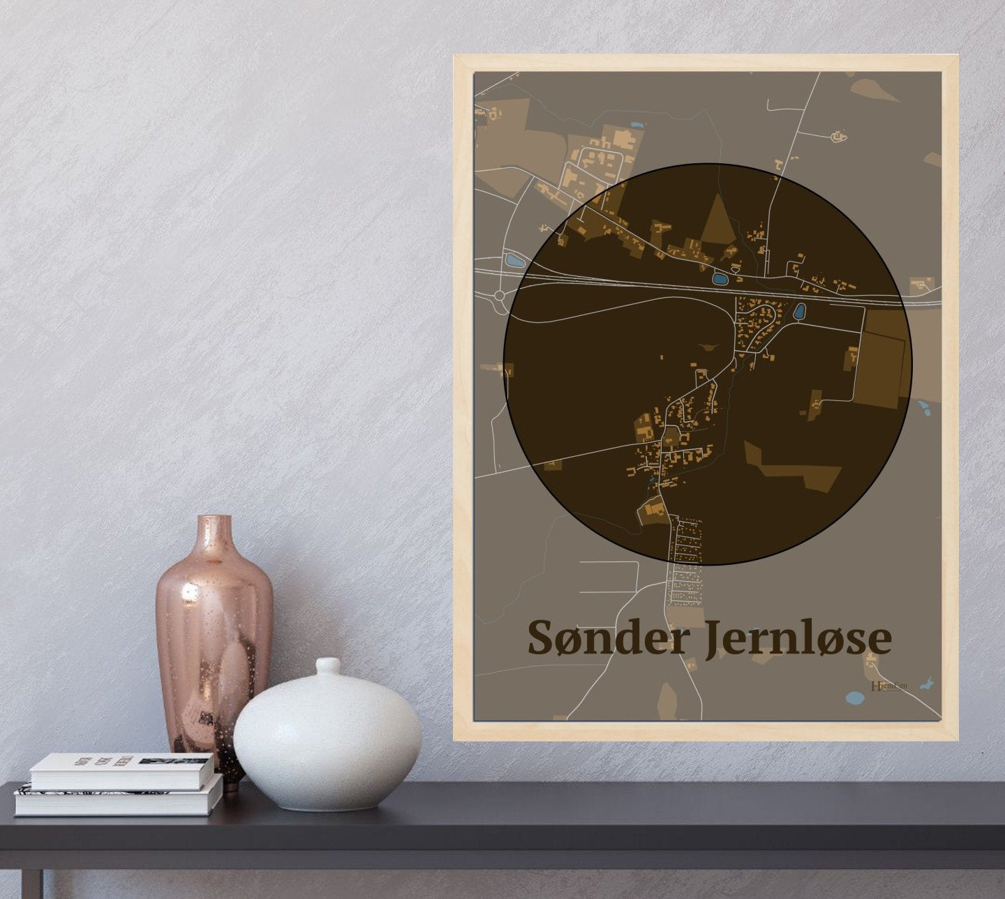 Sønder Jernløse plakat i farve og HjemEgn.dk design centrum. Design bykort for Sønder Jernløse