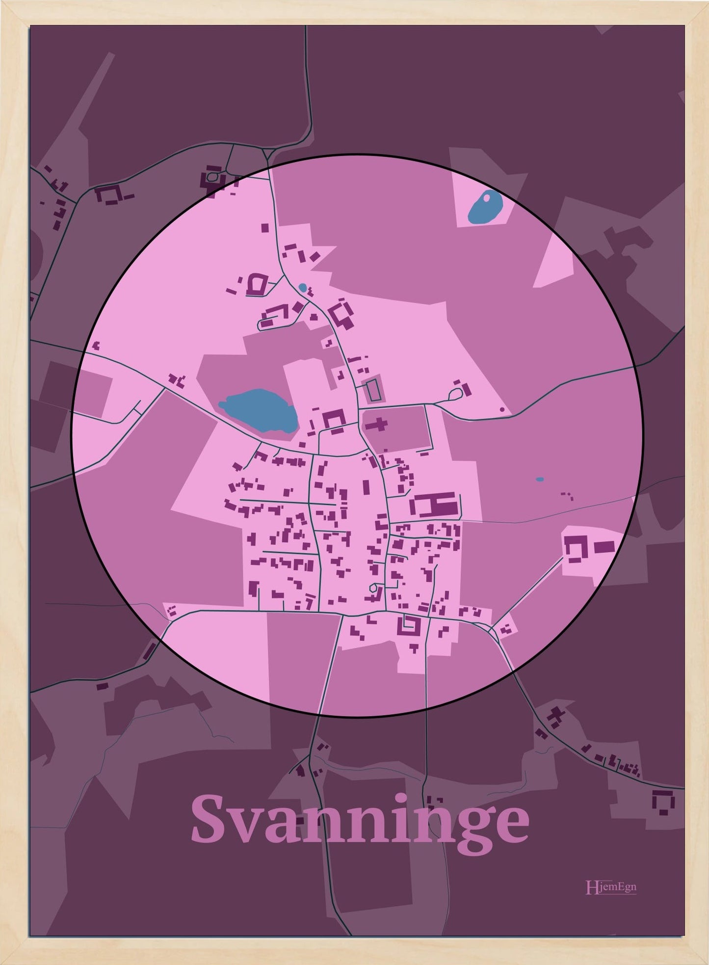 Svanninge plakat i farve pastel rød og HjemEgn.dk design centrum. Design bykort for Svanninge