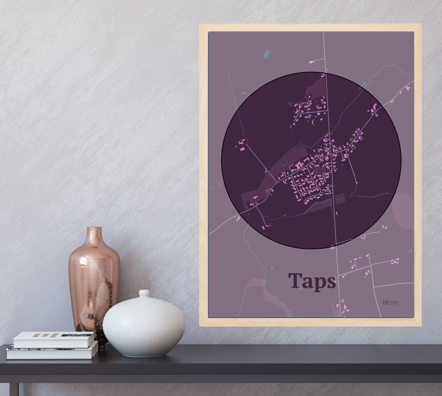 Taps plakat i farve og HjemEgn.dk design centrum. Design bykort for Taps