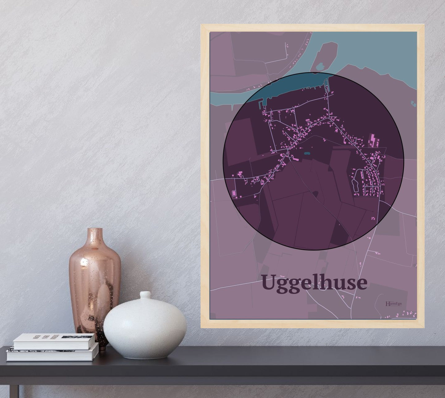 Uggelhuse plakat i farve og HjemEgn.dk design centrum. Design bykort for Uggelhuse