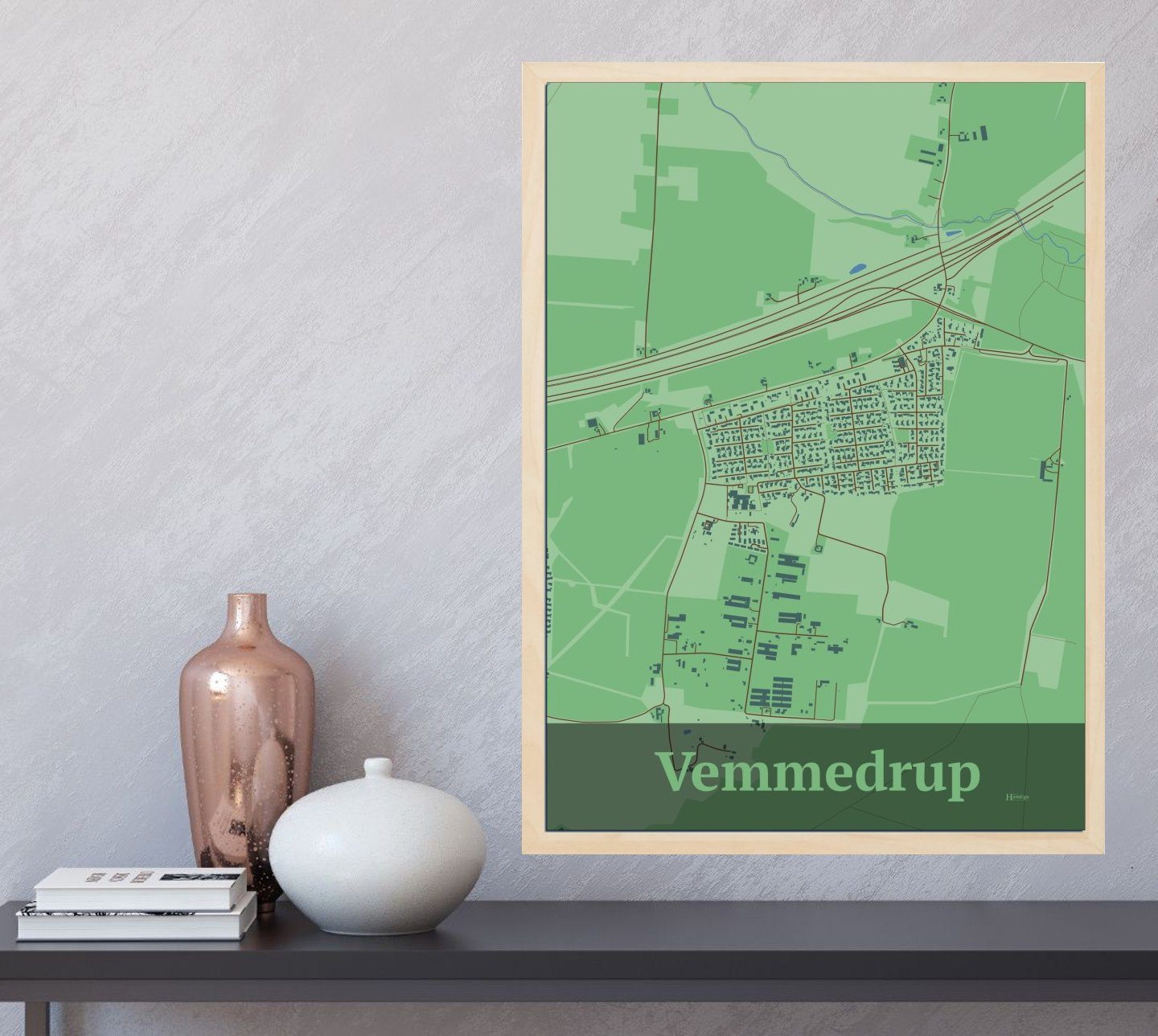 Vemmedrup plakat i farve og HjemEgn.dk design firkantet. Design bykort for Vemmedrup