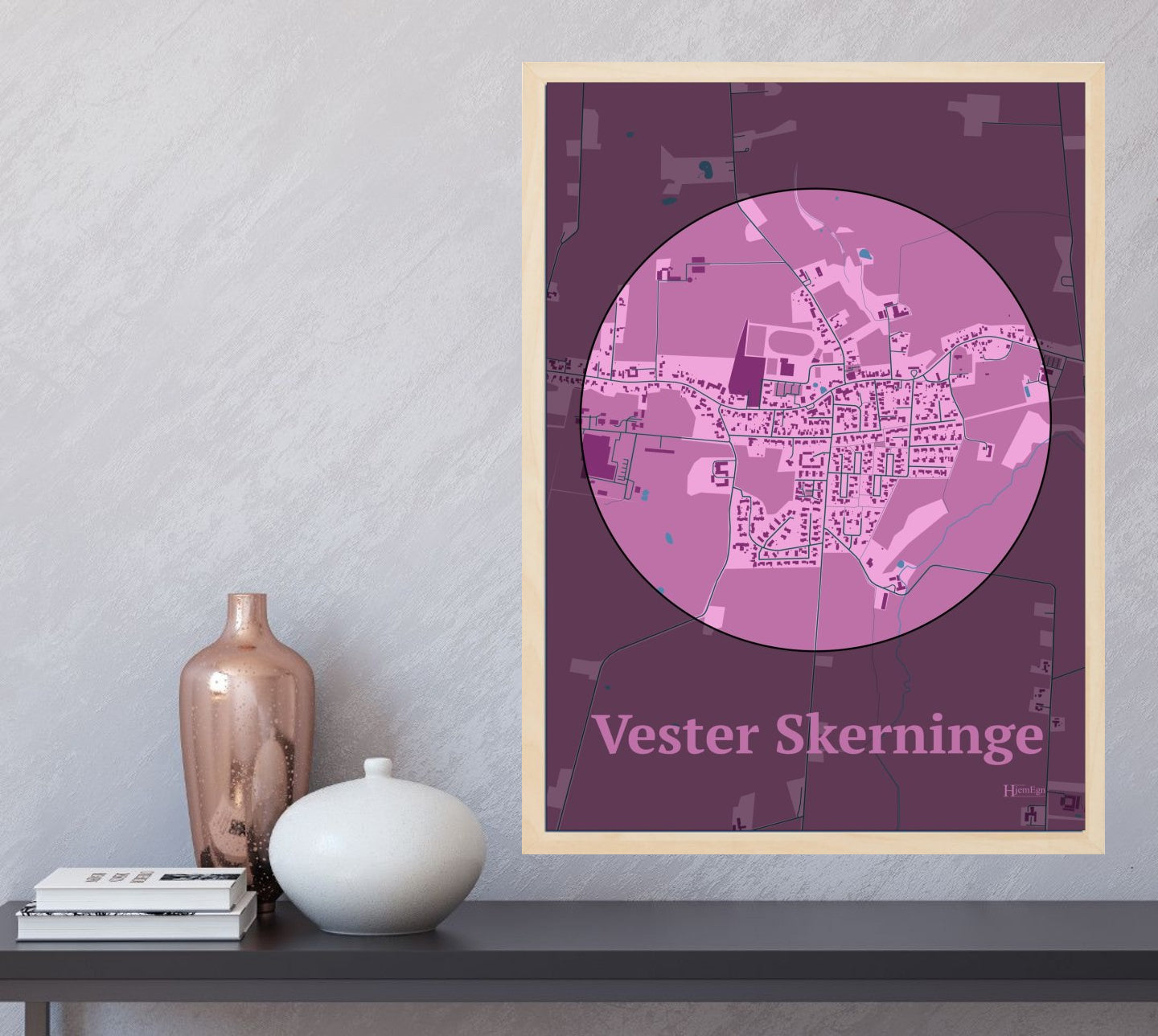Vester Skerninge plakat i farve og HjemEgn.dk design centrum. Design bykort for Vester Skerninge