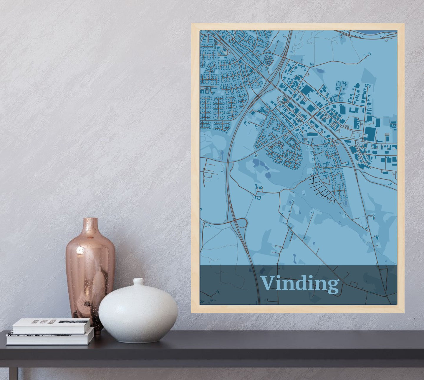 Vinding plakat i farve og HjemEgn.dk design firkantet. Design bykort for Vinding