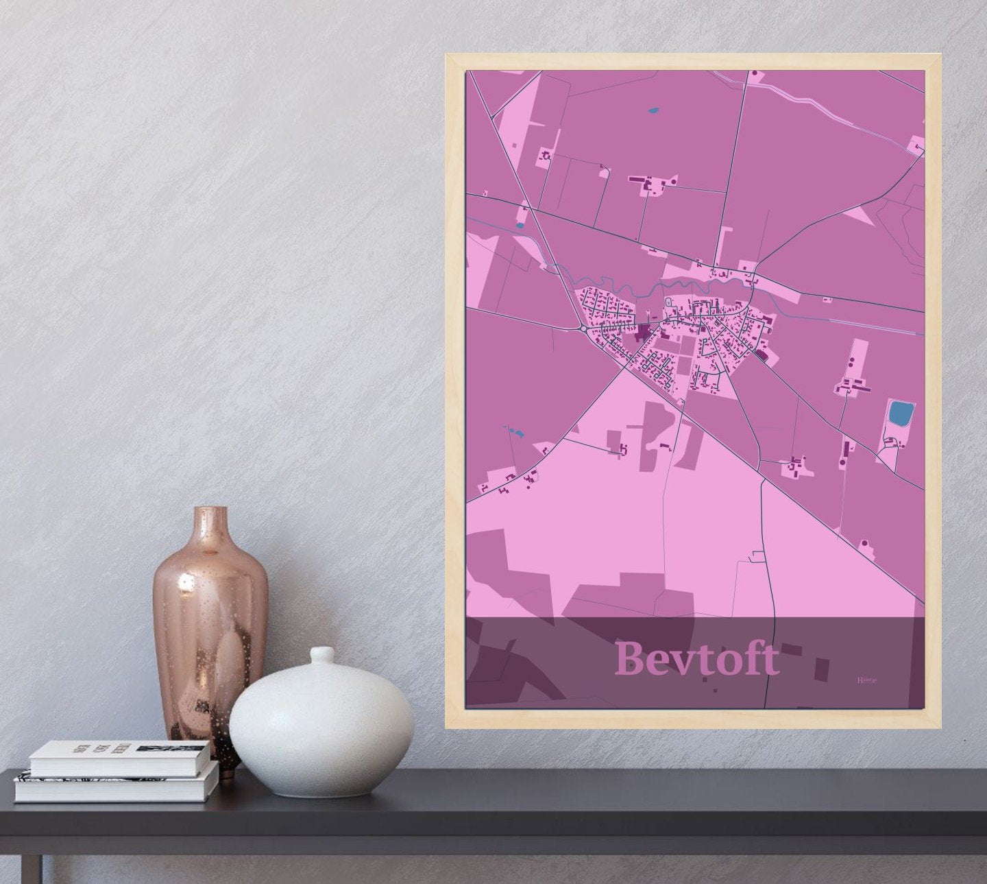 Bevtoft plakat i farve  og HjemEgn.dk design firkantet. Design bykort for Bevtoft
