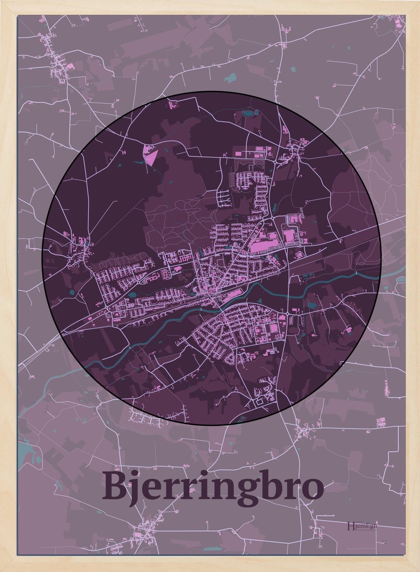 Bjerringbro plakat i farve mørk rød og HjemEgn.dk design centrum. Design bykort for Bjerringbro