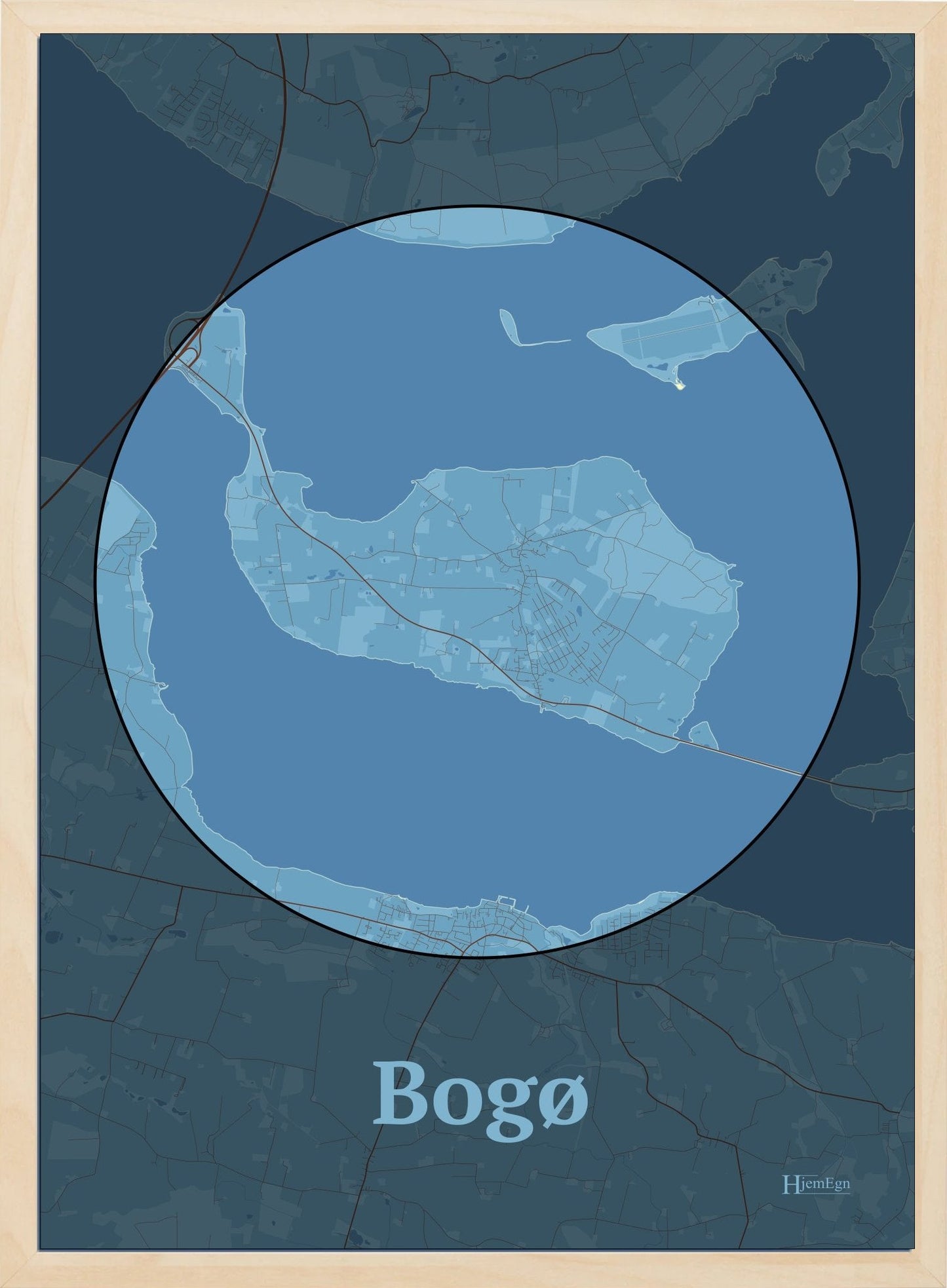Bogø plakat i farve pastel blå og HjemEgn.dk design centrum. Design ø-kort for Bogø