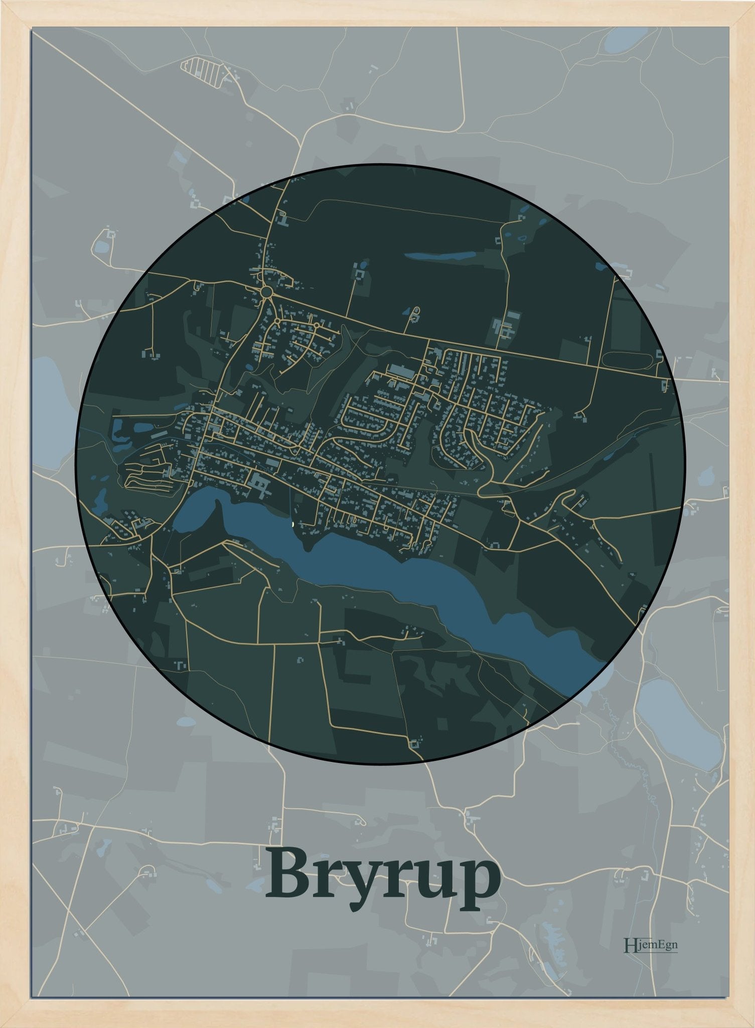 Bryrup plakat i farve mørk grøn og HjemEgn.dk design centrum. Design bykort for Bryrup