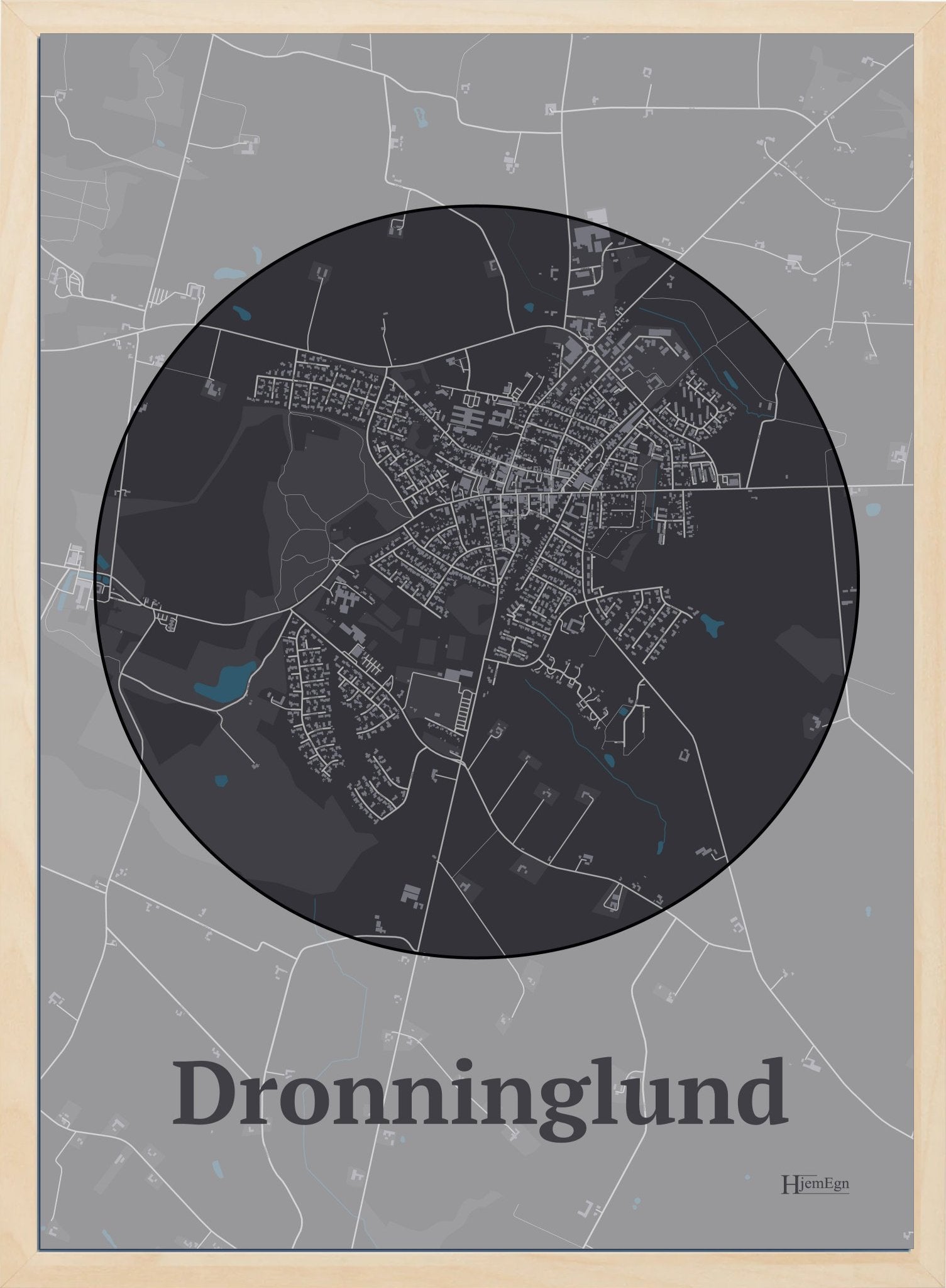 Dronninglund plakat i farve mørk brun og HjemEgn.dk design centrum. Design bykort for Dronninglund