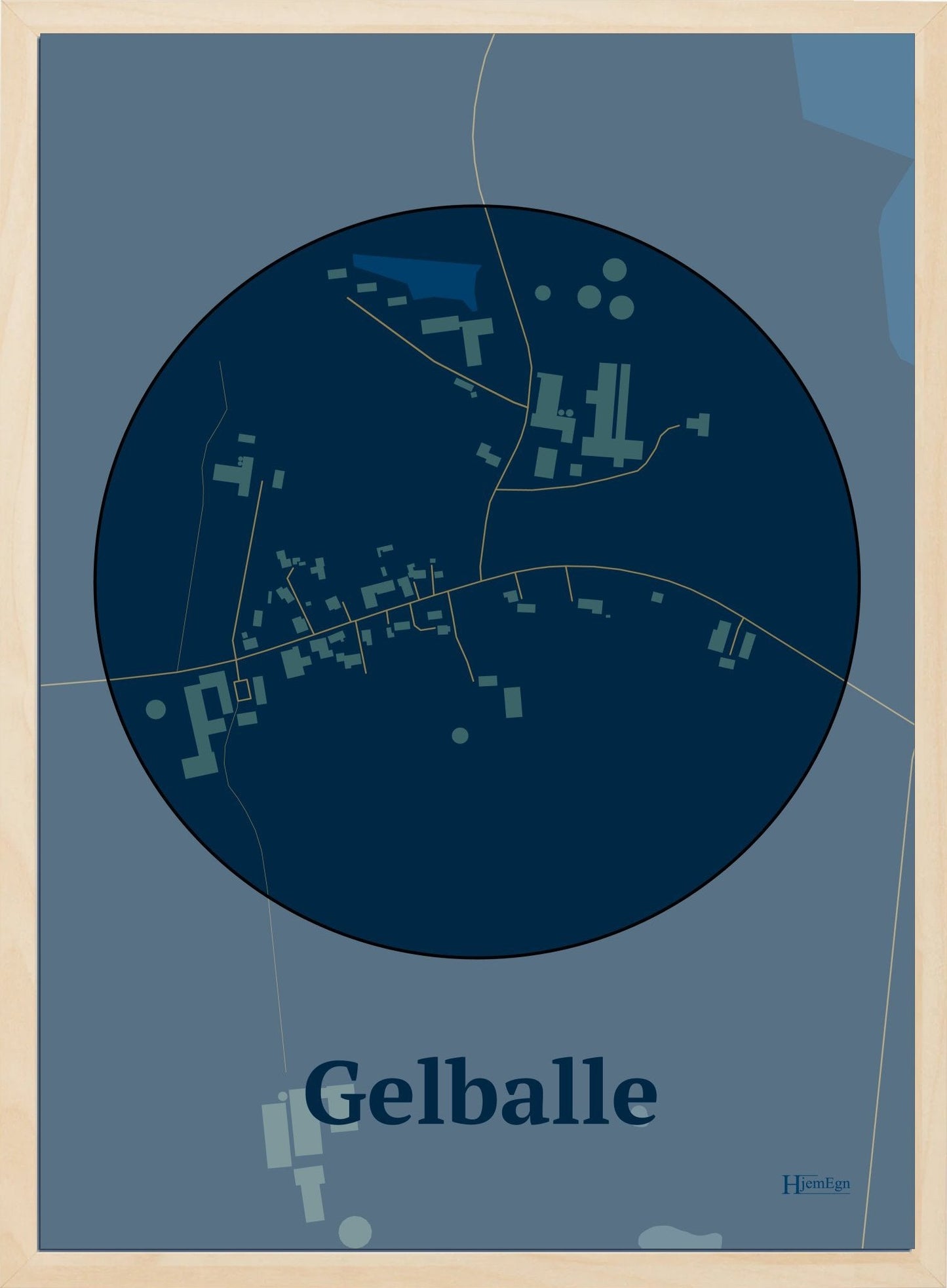 Gelballe plakat i farve mørk blå og HjemEgn.dk design centrum. Design bykort for Gelballe