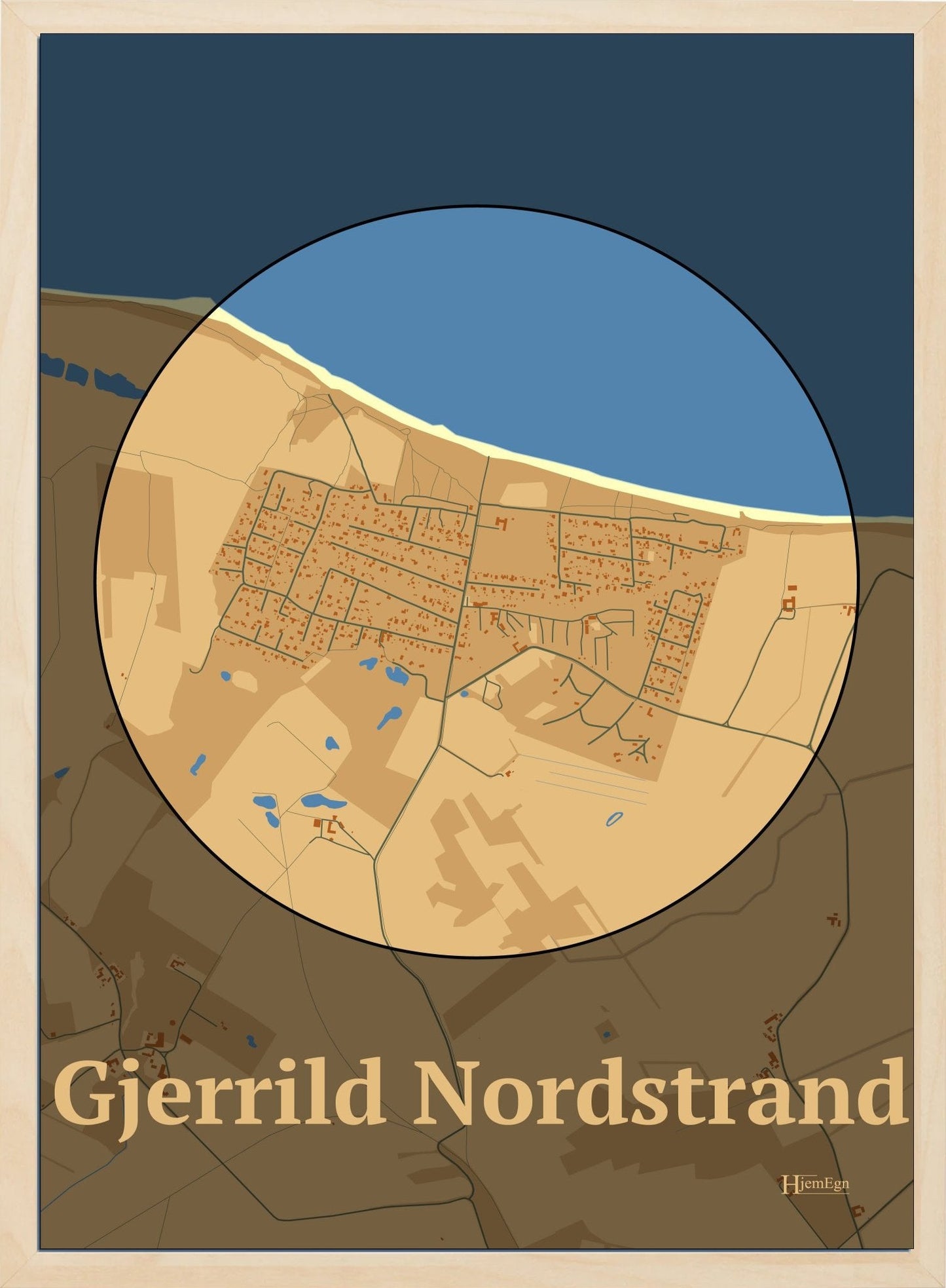 Gjerrild Nordstrand plakat i farve pastel brun og HjemEgn.dk design centrum. Design bykort for Gjerrild Nordstrand