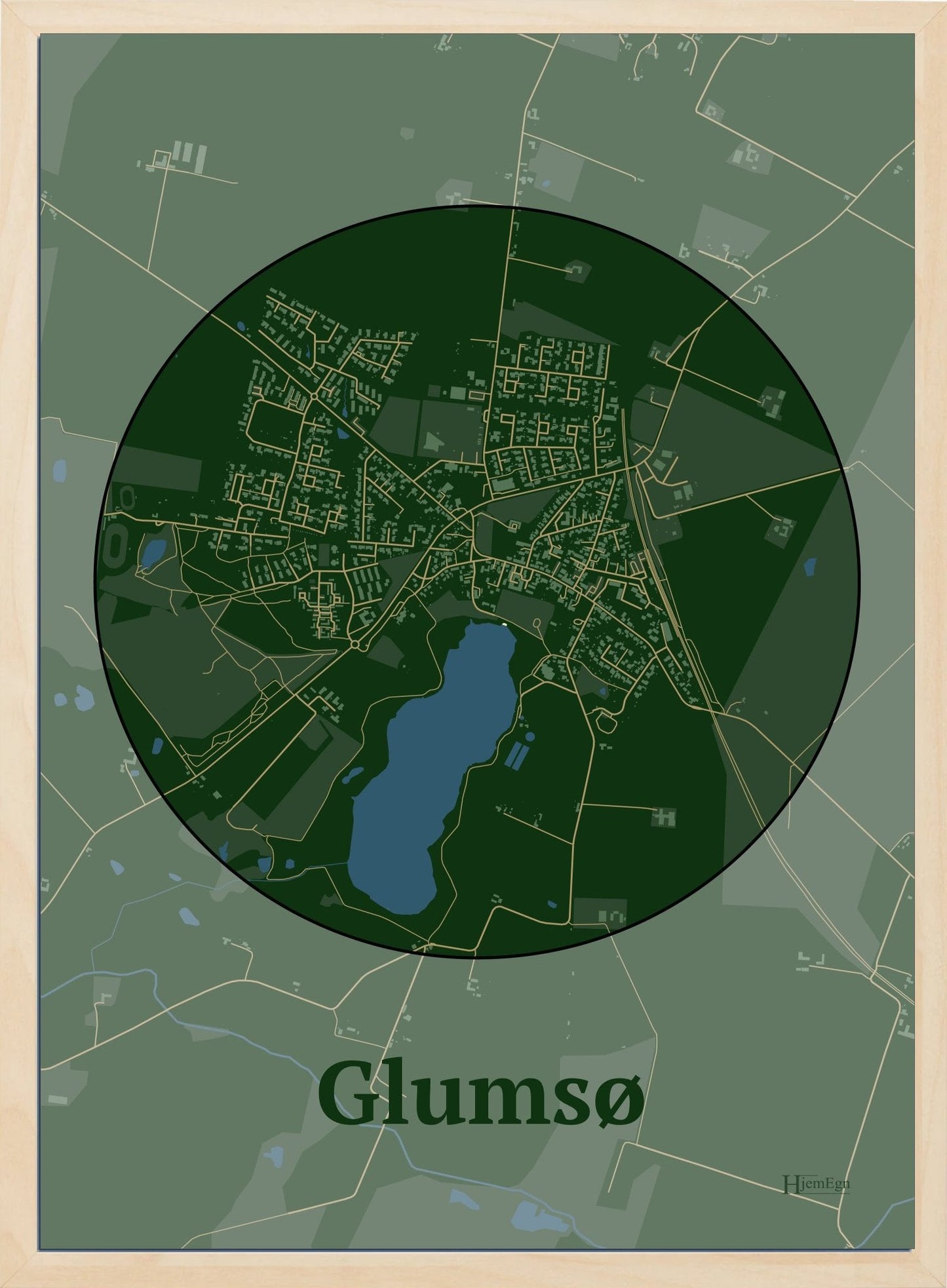 Glumsø plakat i farve mørk grøn og HjemEgn.dk design centrum. Design bykort for Glumsø