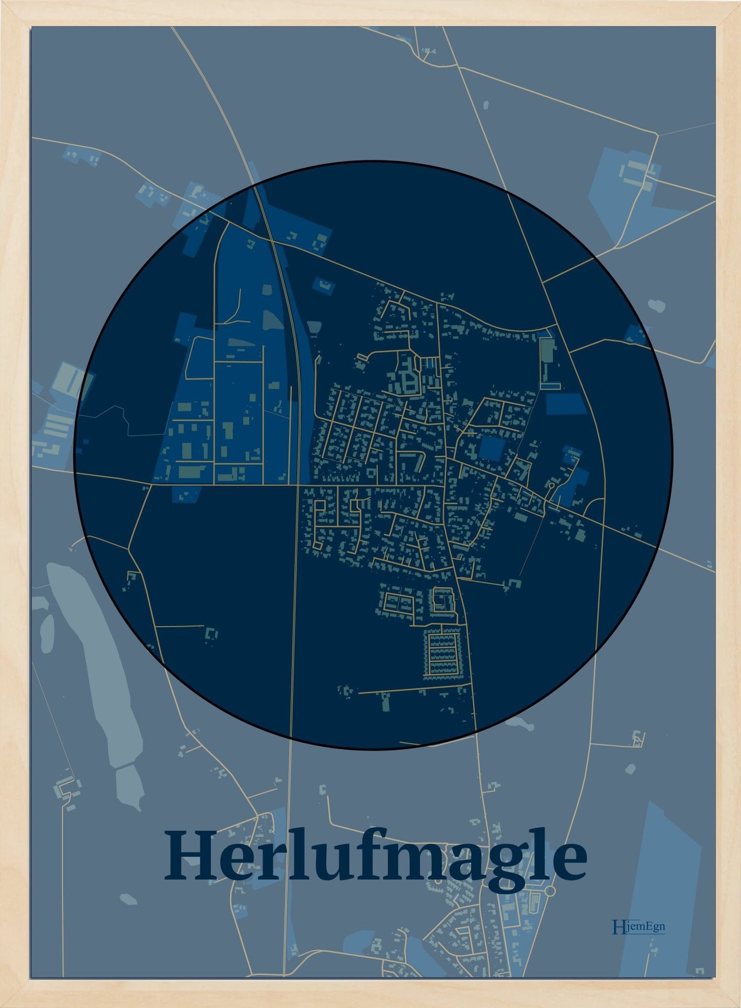 Herlufmagle plakat i farve mørk blå og HjemEgn.dk design centrum. Design bykort for Herlufmagle