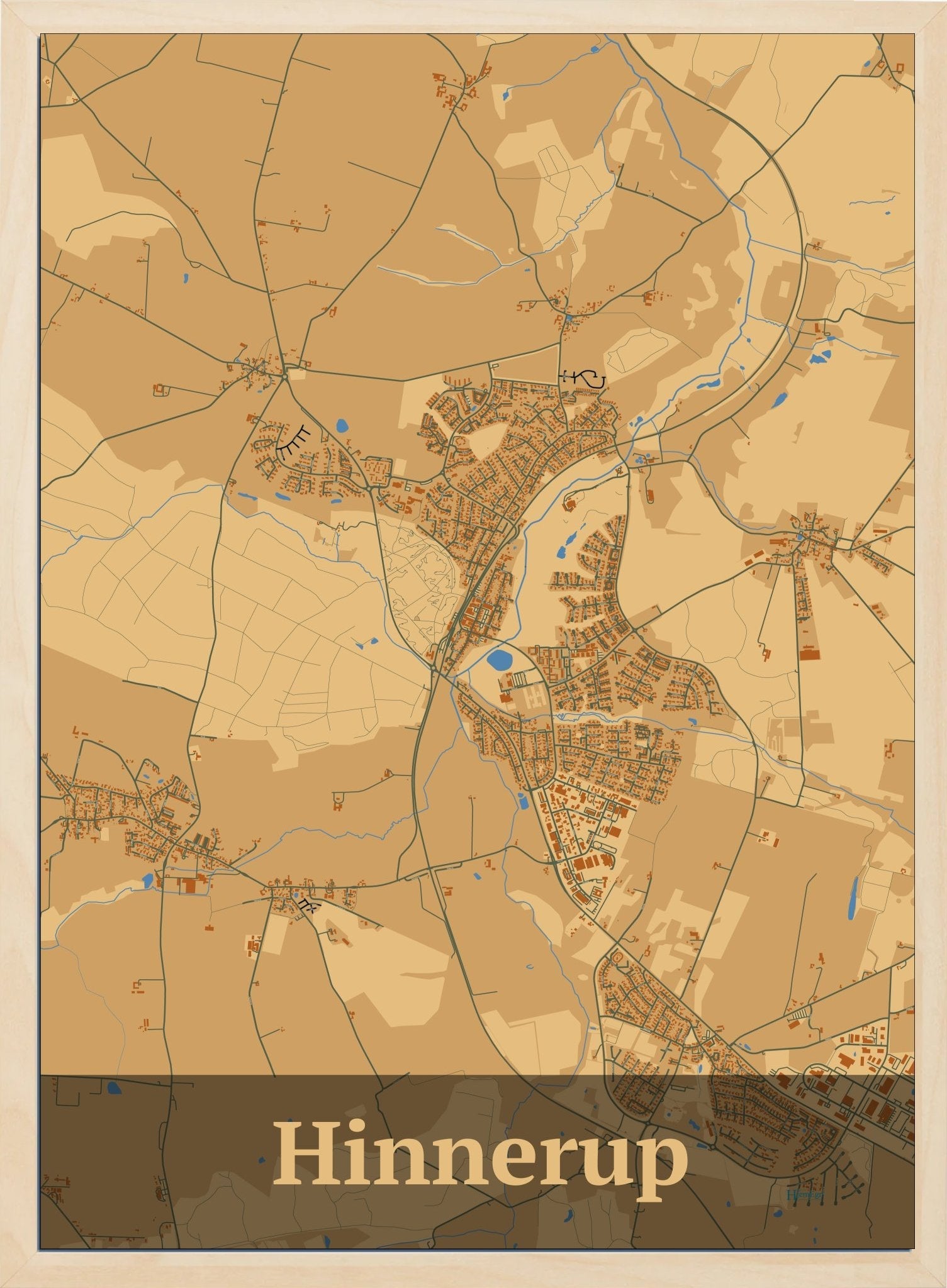 Hinnerup plakat i farve pastel brun og HjemEgn.dk design firkantet. Design bykort for Hinnerup