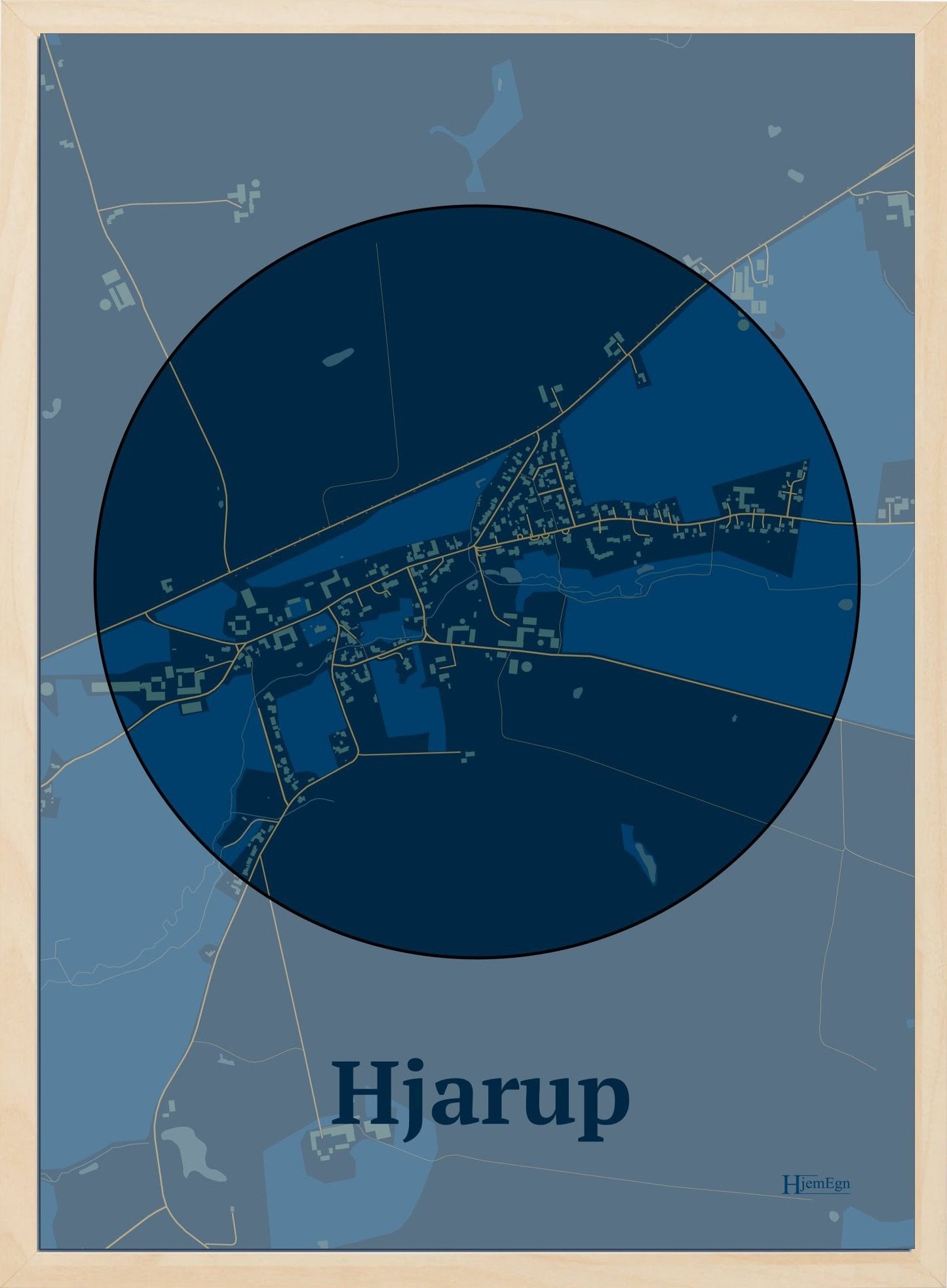 Hjarup plakat i farve mørk blå og HjemEgn.dk design centrum. Design bykort for Hjarup