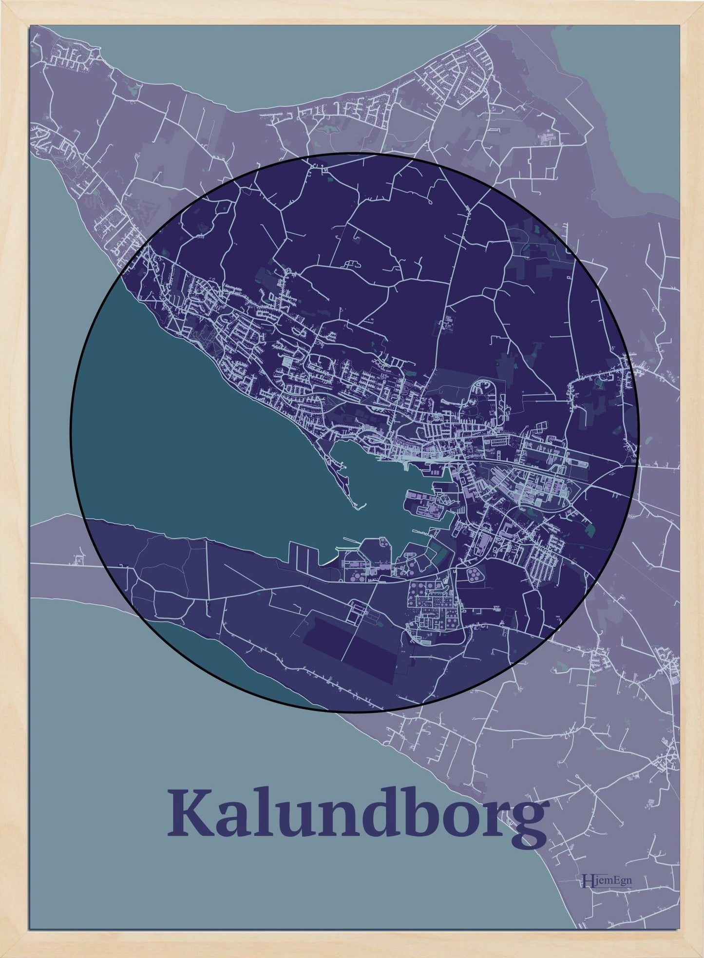 Kalundborg plakat i farve mørk lilla og HjemEgn.dk design centrum. Design bykort for Kalundborg