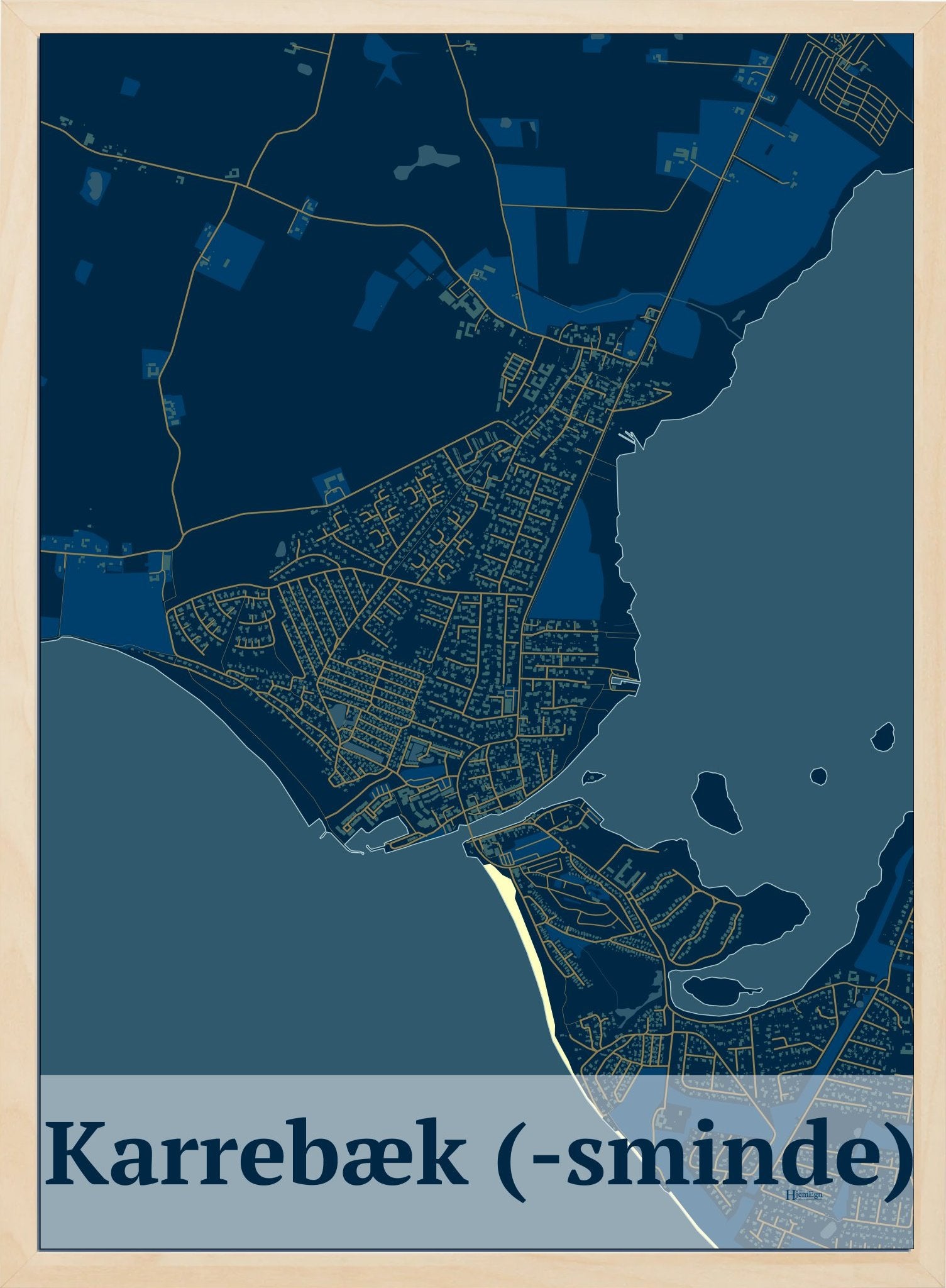 Karrebæk (-sminde) plakat i farve mørk blå og HjemEgn.dk design firkantet. Design bykort for Karrebæk (-sminde)