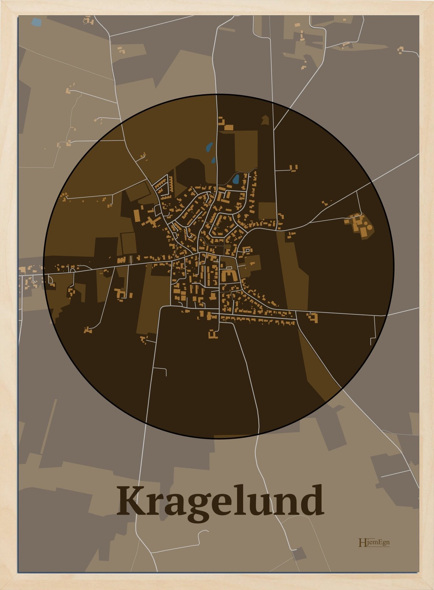 Kragelund plakat i farve mørk brun og HjemEgn.dk design centrum. Design bykort for Kragelund