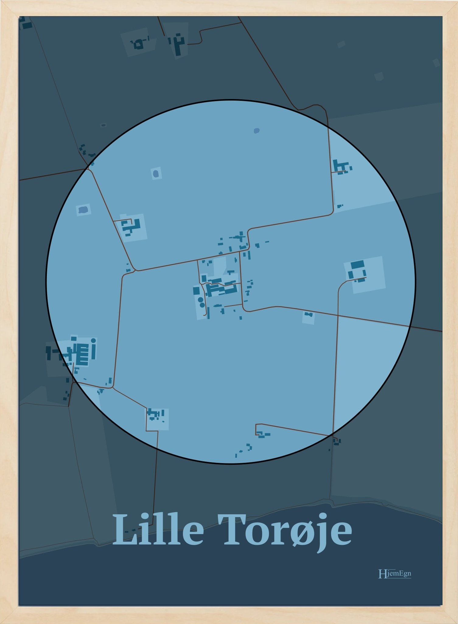 Lille Torøje plakat i farve pastel blå og HjemEgn.dk design centrum. Design bykort for Lille Torøje