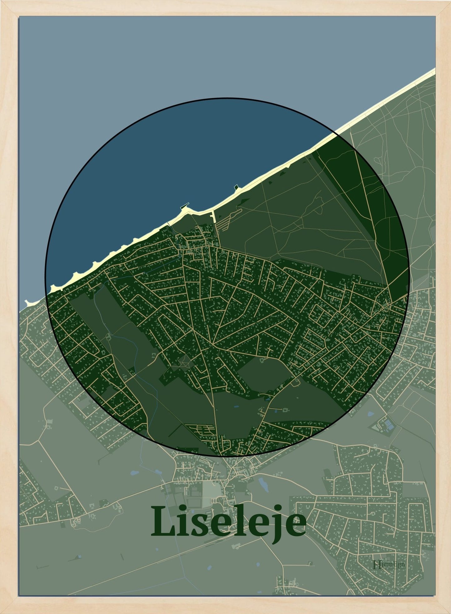 Liseleje plakat i farve mørk grøn og HjemEgn.dk design centrum. Design bykort for Liseleje