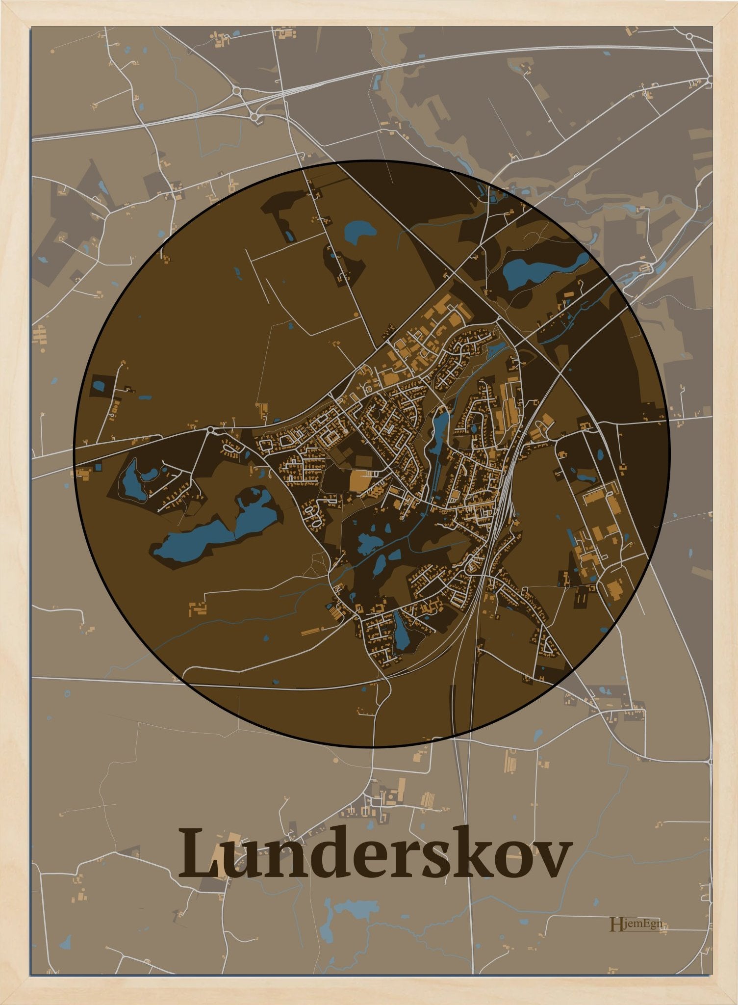 Lunderskov plakat i farve mørk brun og HjemEgn.dk design centrum. Design bykort for Lunderskov