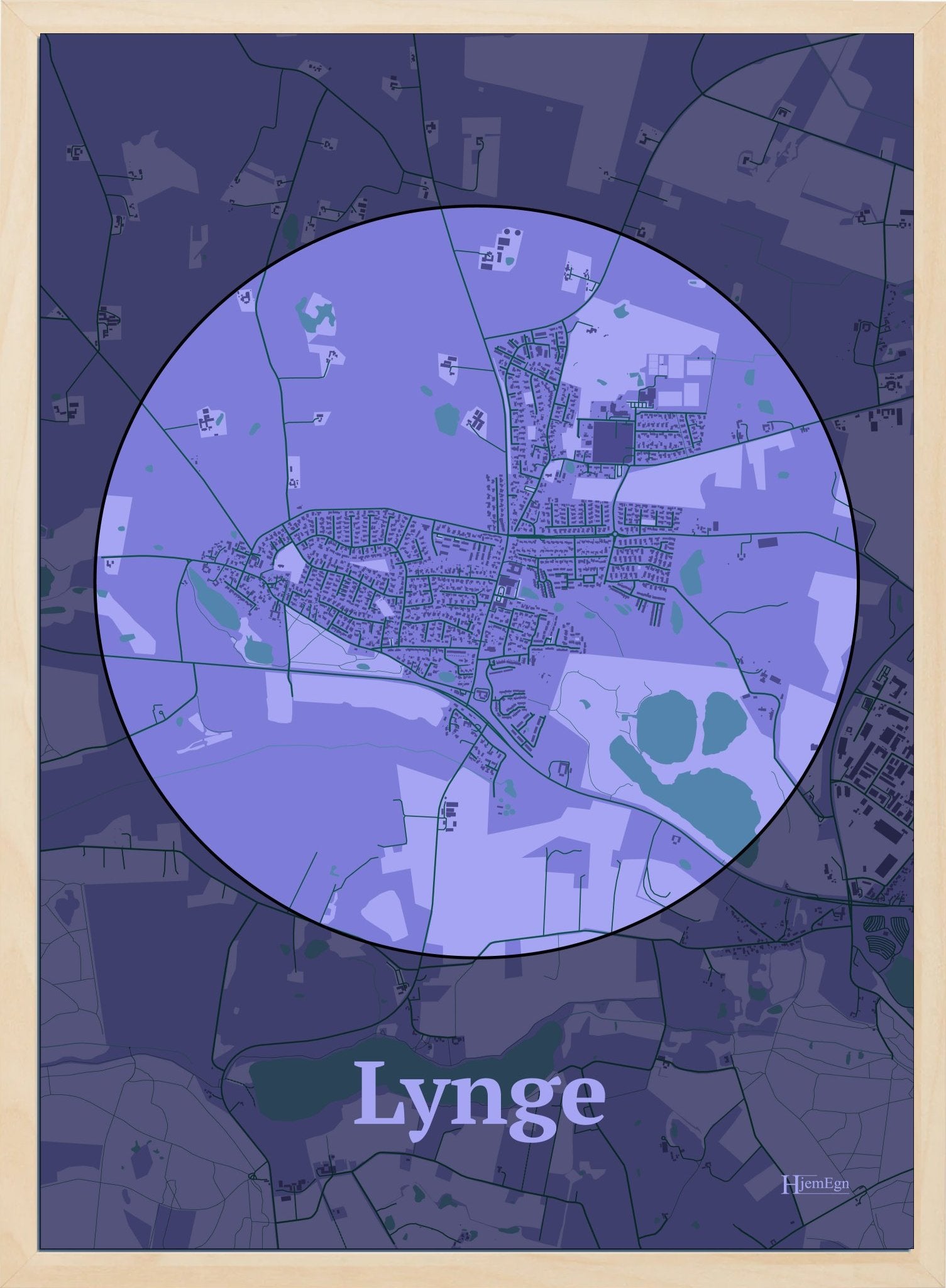 Lynge plakat i farve pastel lilla og HjemEgn.dk design centrum. Design bykort for Lynge