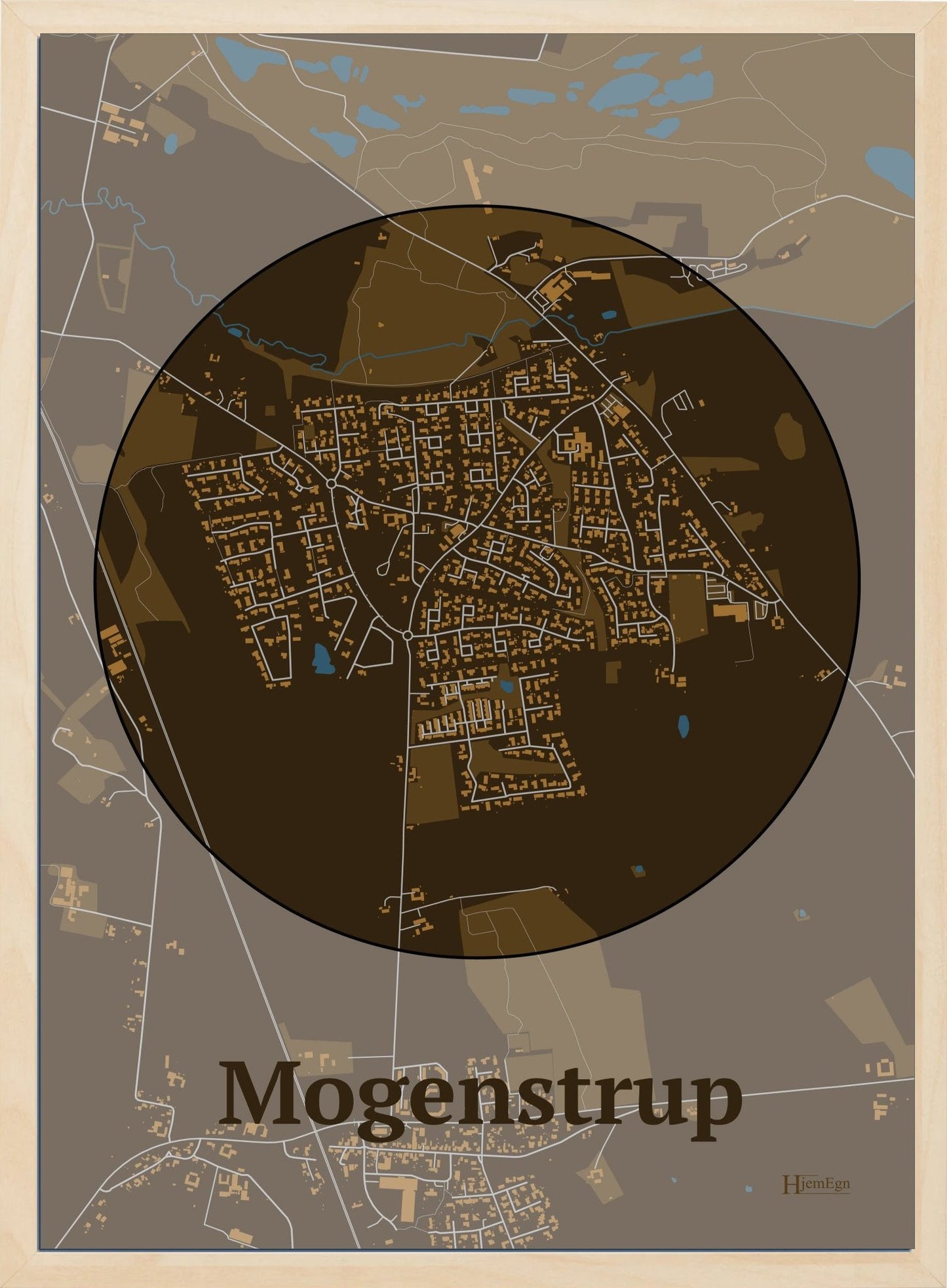 Mogenstrup plakat i farve mørk brun og HjemEgn.dk design centrum. Design bykort for Mogenstrup