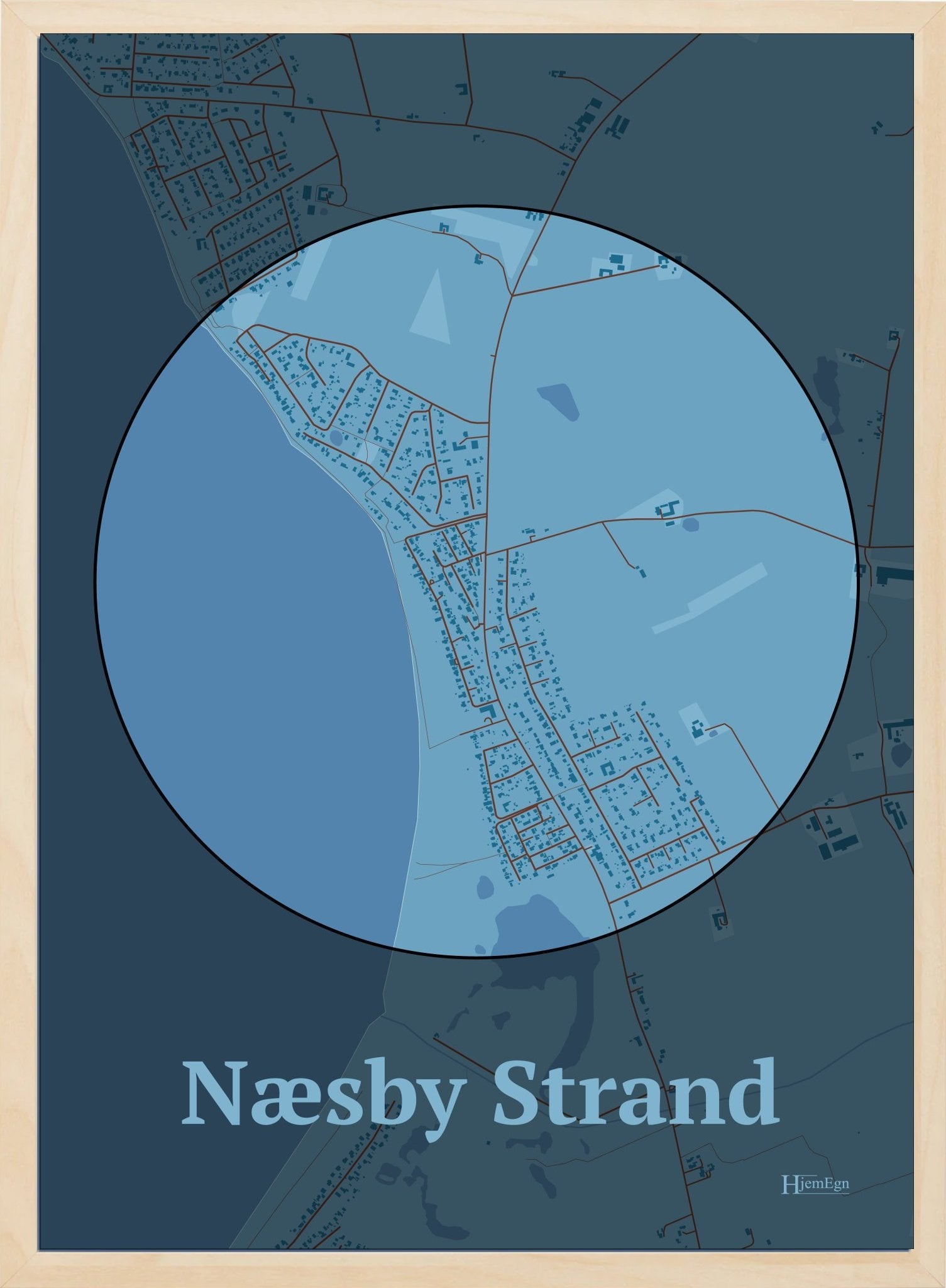 Næsby Strand plakat i farve pastel blå og HjemEgn.dk design centrum. Design bykort for Næsby Strand
