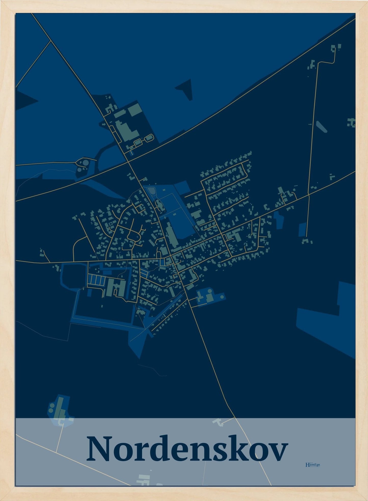 Nordenskov plakat i farve mørk blå og HjemEgn.dk design firkantet. Design bykort for Nordenskov