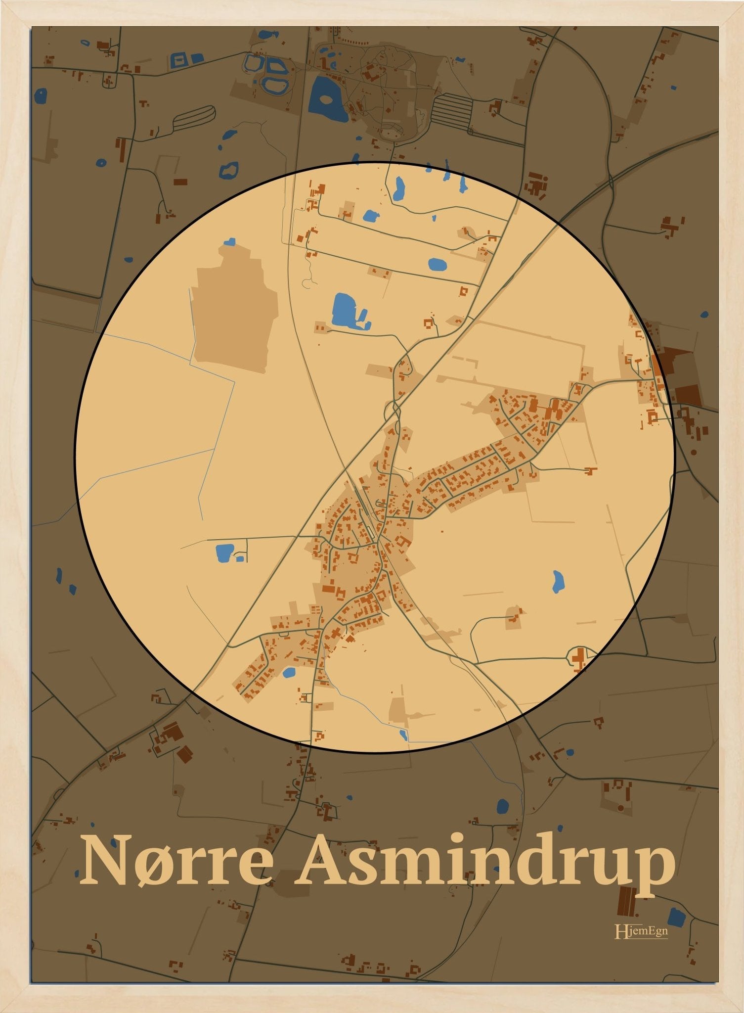 Nørre Asmindrup plakat i farve pastel brun og HjemEgn.dk design centrum. Design bykort for Nørre Asmindrup