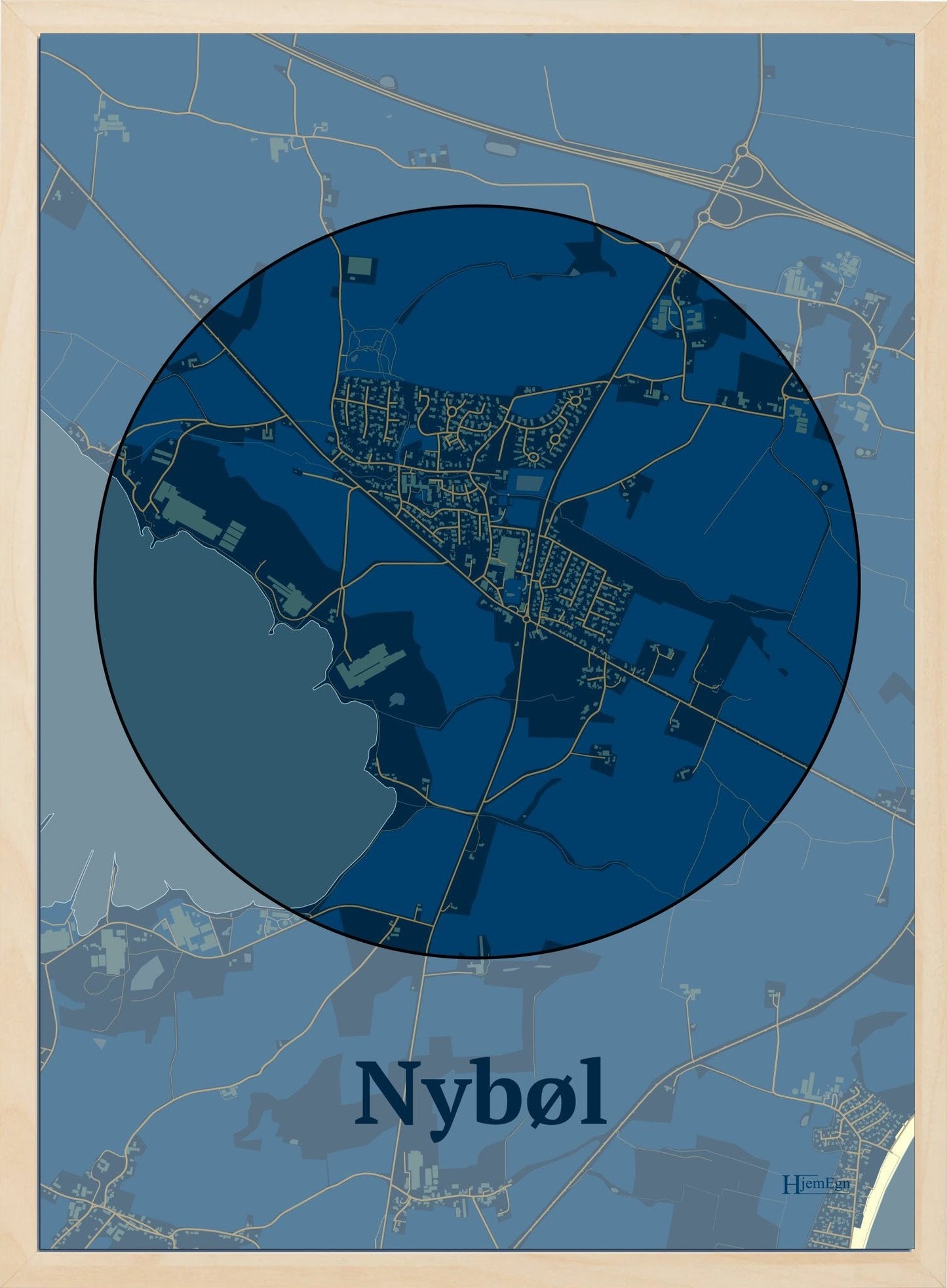 Nybøl plakat i farve mørk blå og HjemEgn.dk design centrum. Design bykort for Nybøl