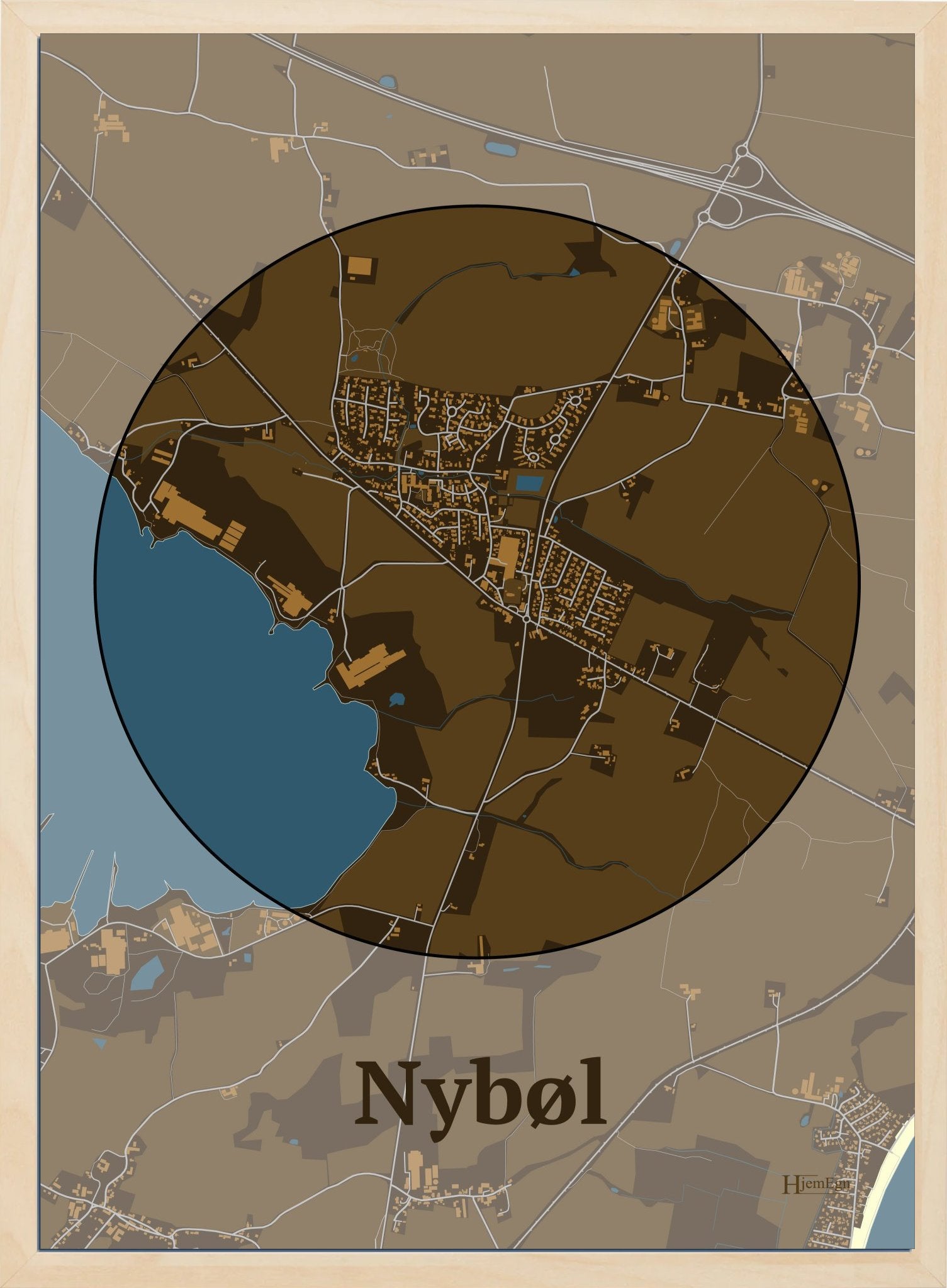 Nybøl plakat i farve mørk brun og HjemEgn.dk design centrum. Design bykort for Nybøl