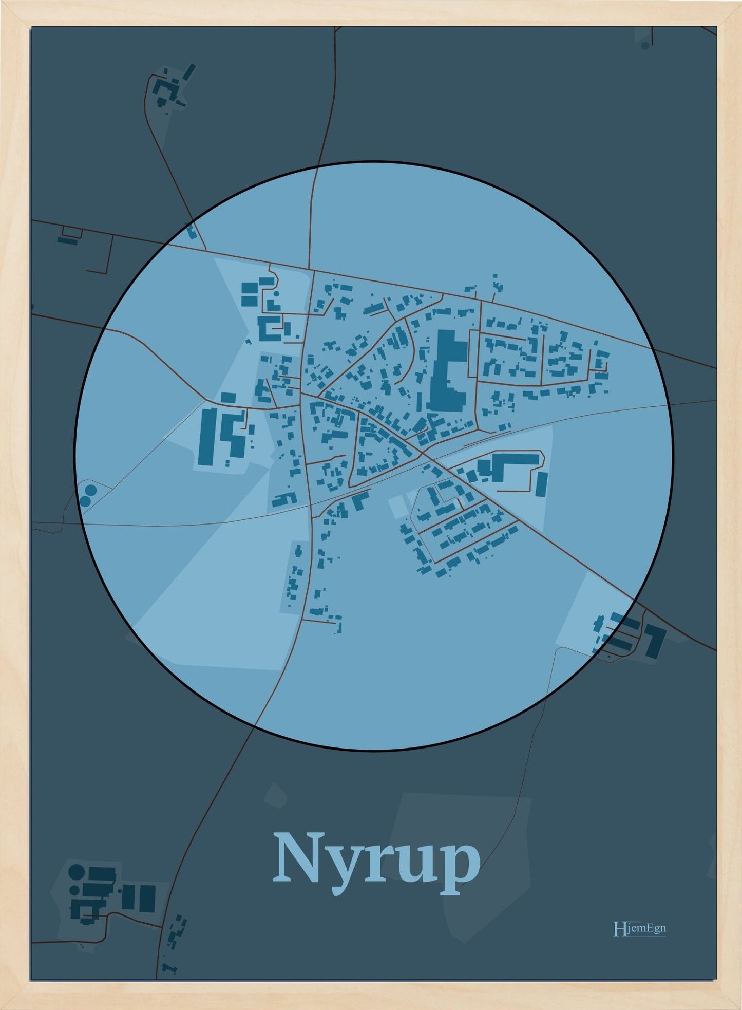 Nyrup plakat i farve pastel blå og HjemEgn.dk design centrum. Design bykort for Nyrup