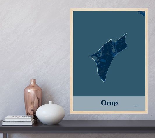 Omø plakat i farve  og HjemEgn.dk design firkantet. Design ø-kort for Omø