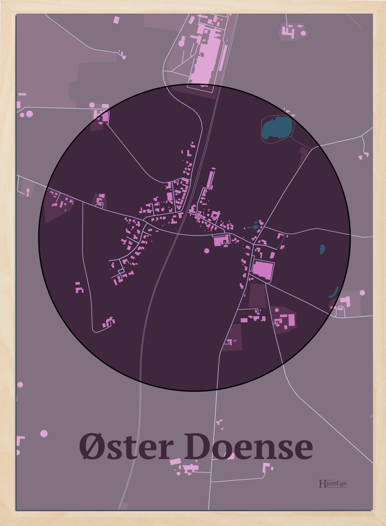 Øster Doense plakat i farve mørk rød og HjemEgn.dk design centrum. Design bykort for Øster Doense