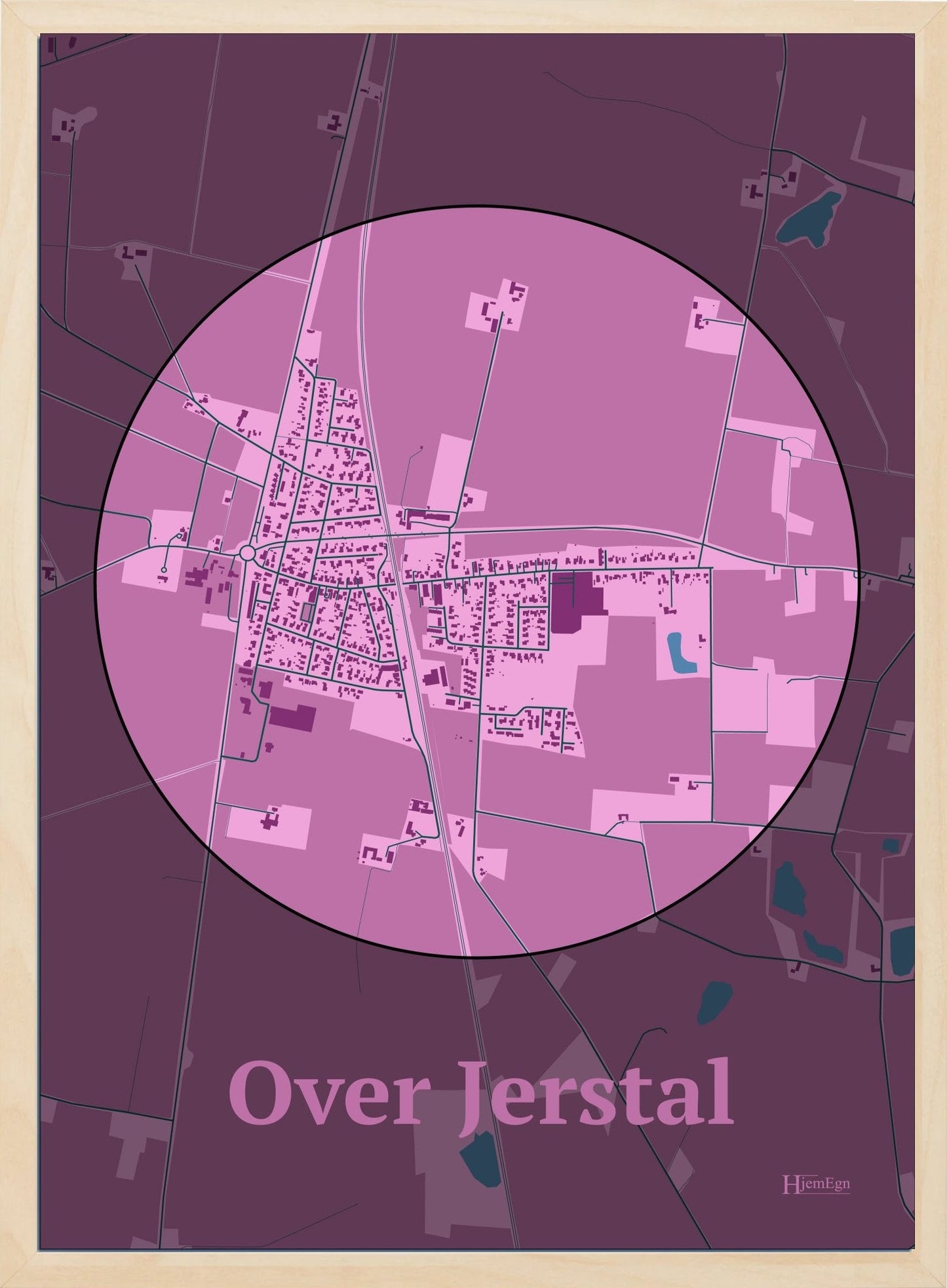 Over Jerstal plakat i farve pastel rød og HjemEgn.dk design centrum. Design bykort for Over Jerstal