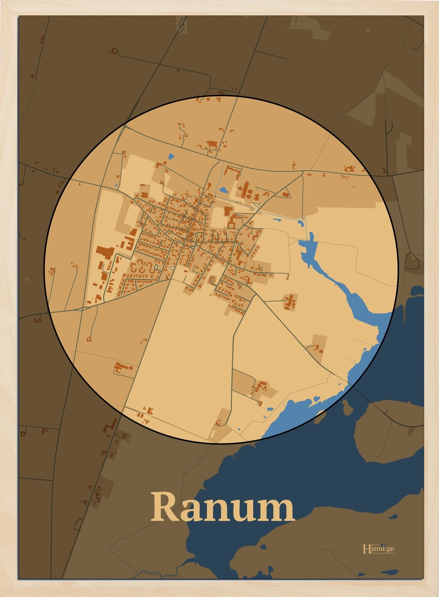 Ranum plakat i farve pastel brun og HjemEgn.dk design centrum. Design bykort for Ranum
