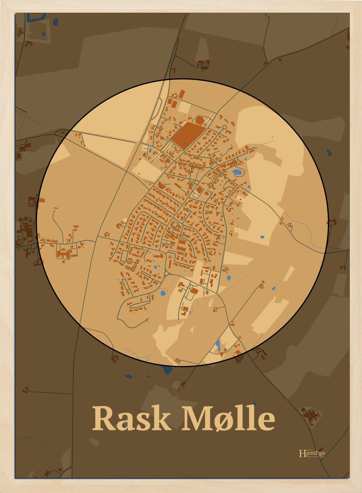 Rask Mølle plakat i farve pastel brun og HjemEgn.dk design centrum. Design bykort for Rask Mølle