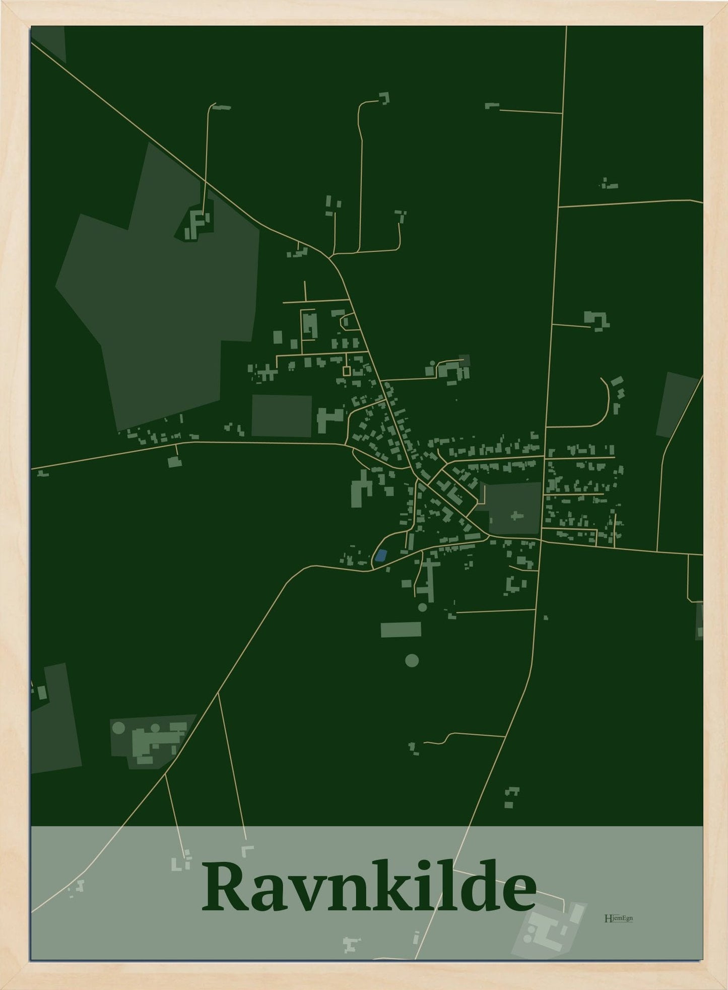 Ravnkilde plakat i farve mørk grøn og HjemEgn.dk design firkantet. Design bykort for Ravnkilde