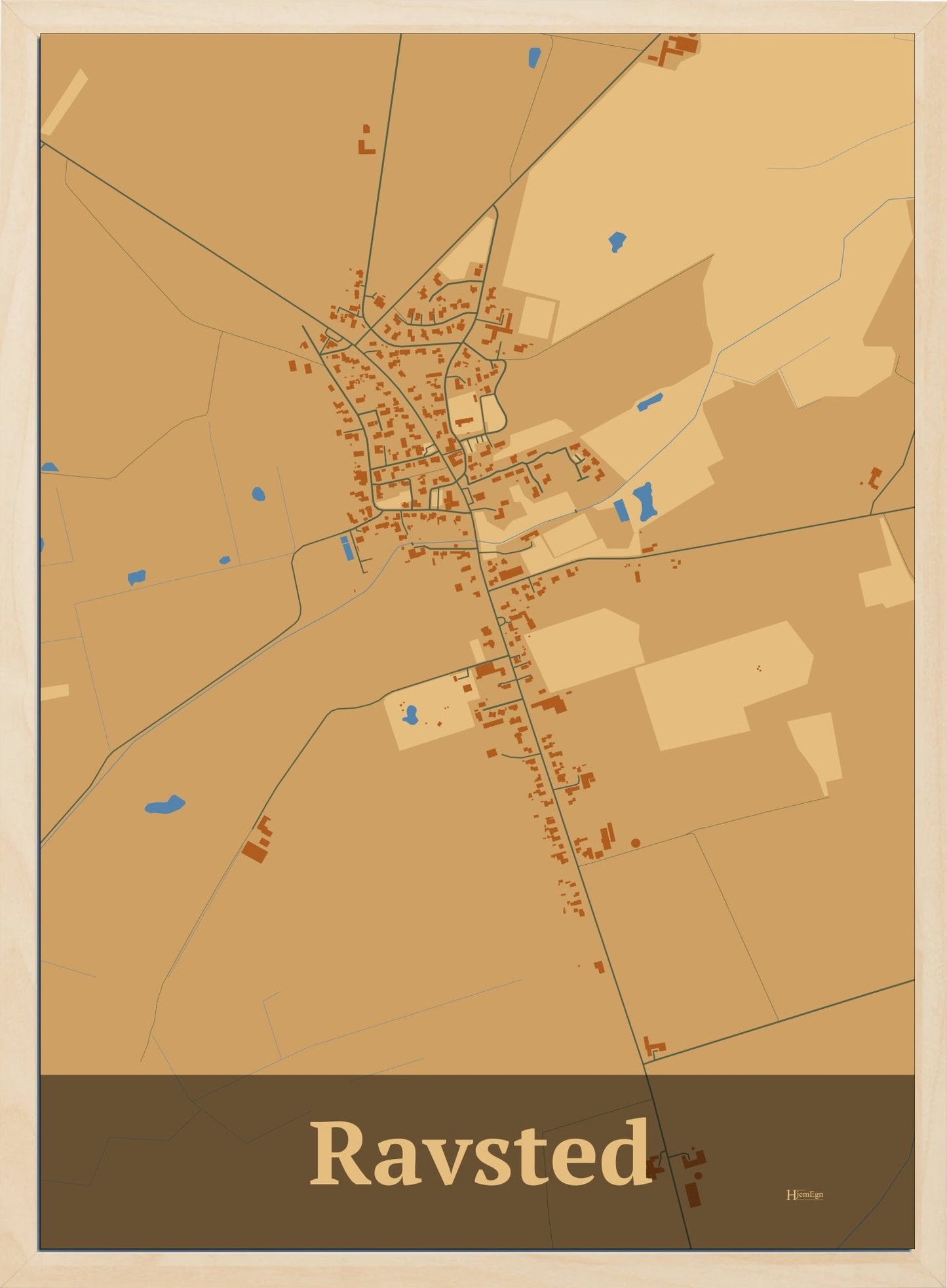 Ravsted plakat i farve pastel brun og HjemEgn.dk design firkantet. Design bykort for Ravsted